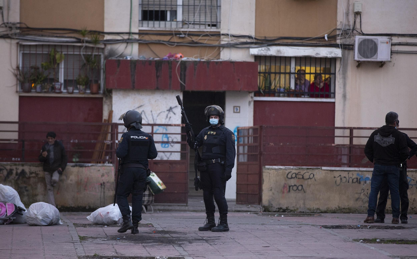 La redada de la Policía Nacional en el Polígono Norte de Sevilla, en imágenes