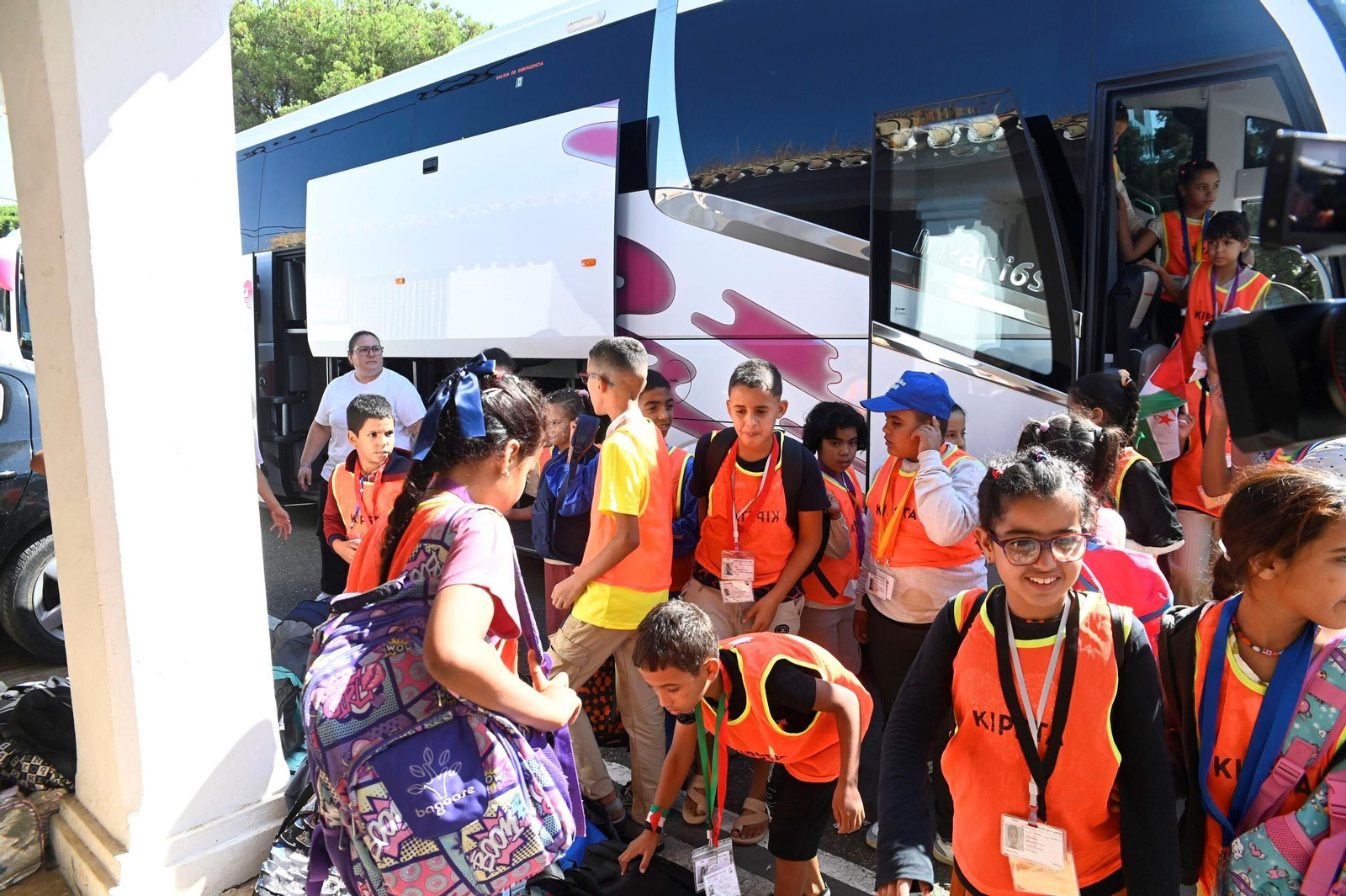 La llegada de los niños saharauis a Córdoba, en imágenes