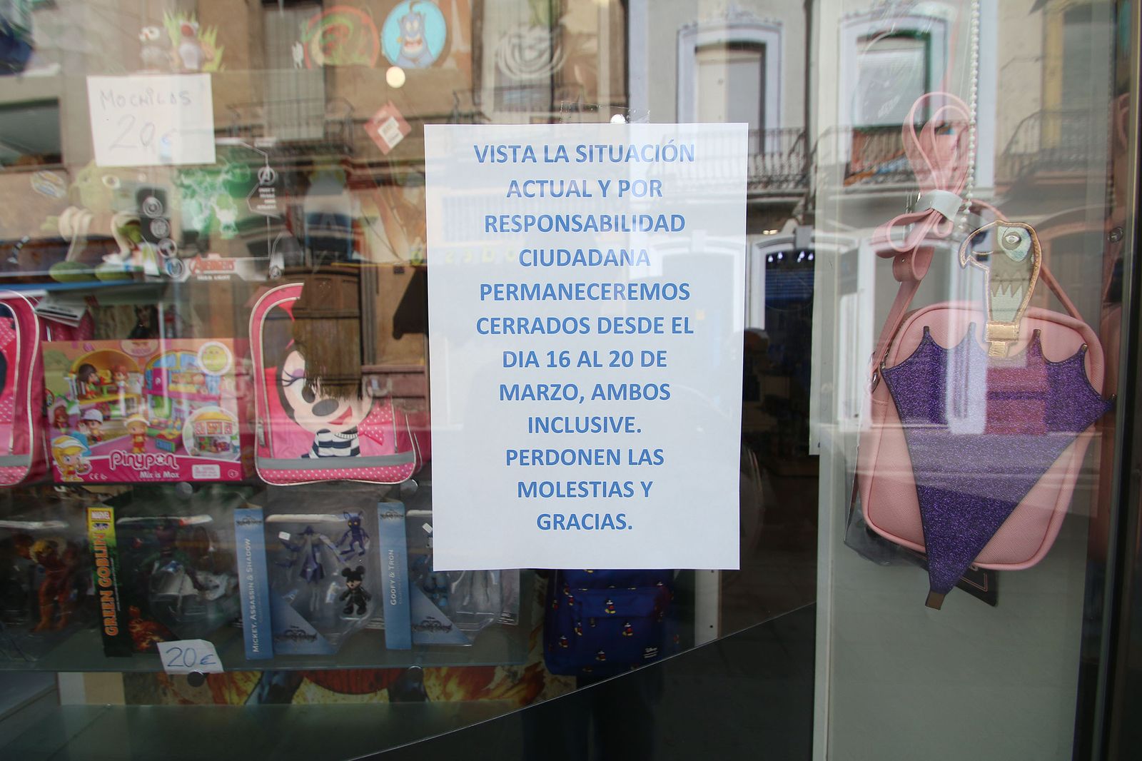 Las imágenes del Estado de Alarma en Almería por el Coronavirus COVID-19