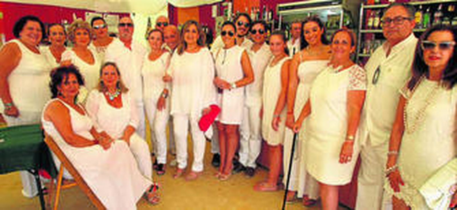 Socios de La Trabajadera, durante su almuerzo de convivencia.