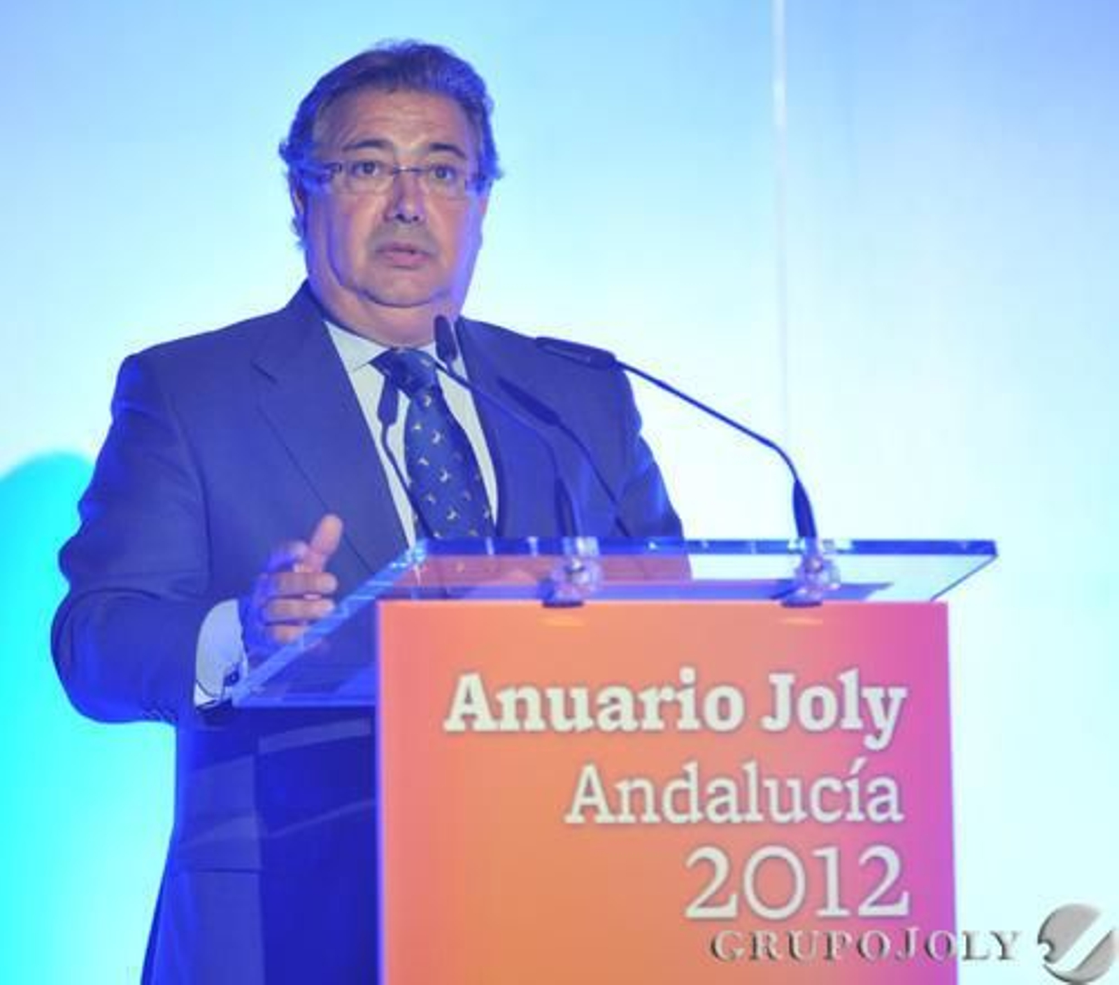 Juan Ignacio Zoido, alcalde de Sevilla, durante su intervención en la presentación del Anuario Joly.

Foto: A. Pizarro - M. Gómez - J.C. Vázquez - V. Hidalgo