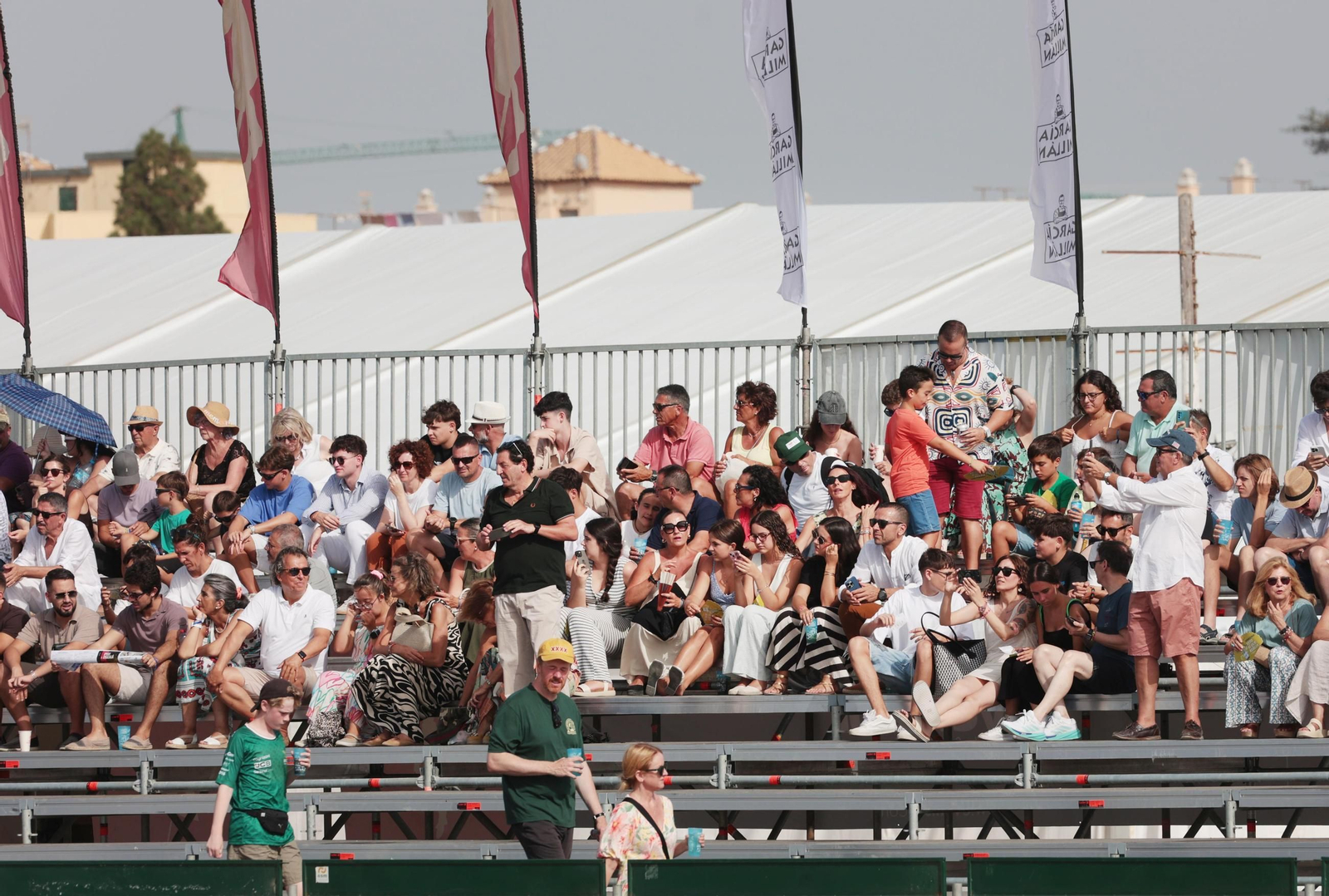 Imágenes del primer día de las Carreras de Caballos en Sanlúcar