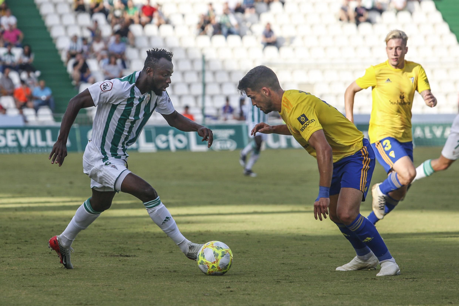 Las imágenes del Córdoba CF - Cádiz B