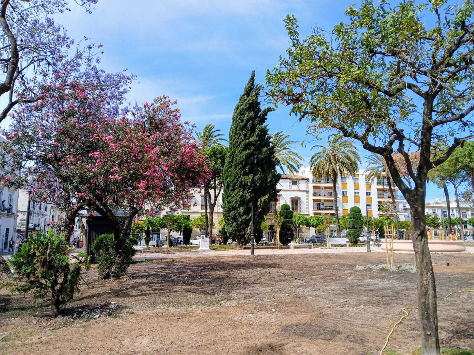 Las imágenes de la reforma de la plaza de El Polvorista, en El Puerto de Santa María