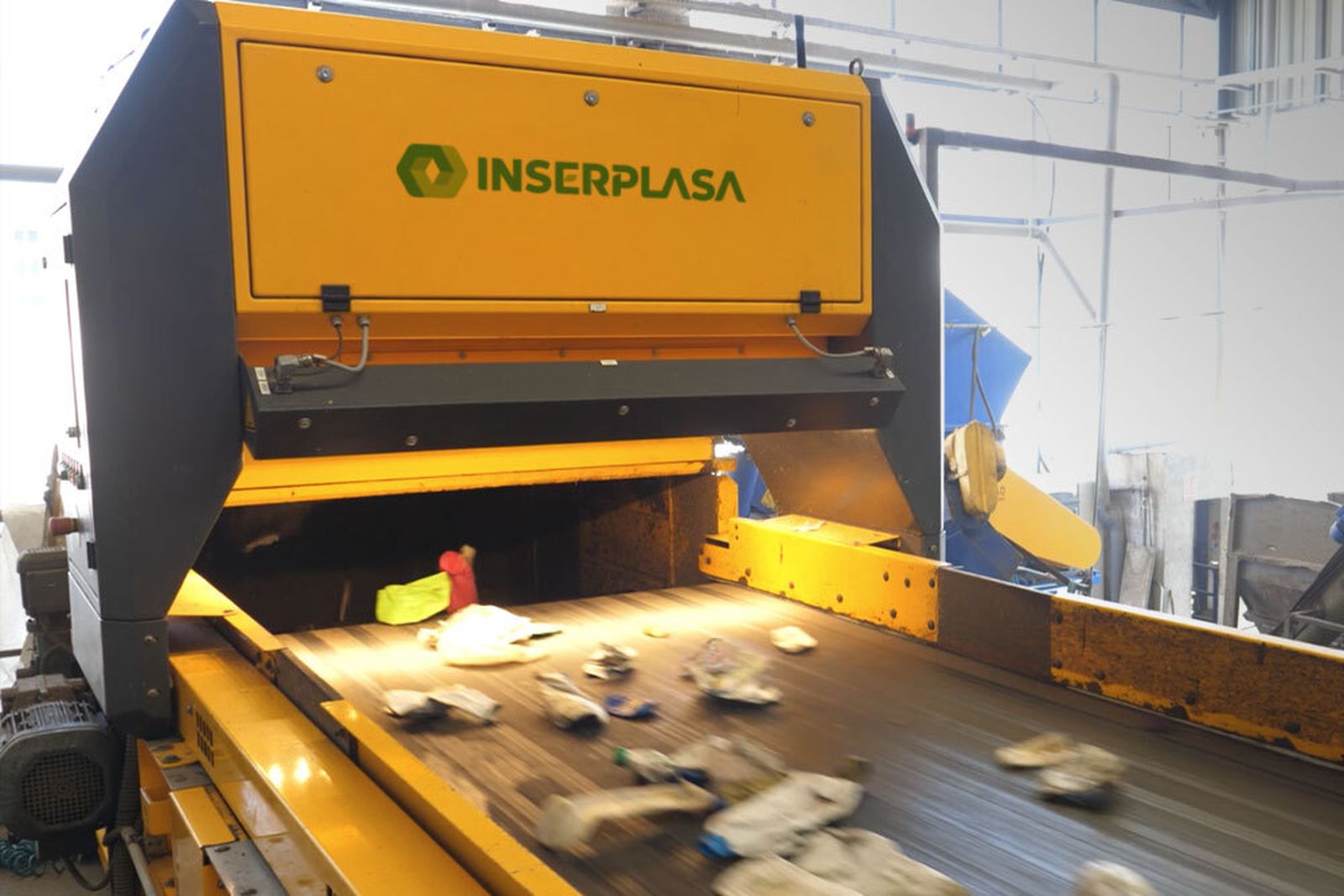 La Junta apoya la ampliación de la empresa sevillana de plásticos Inserplasa con 550.000 euros