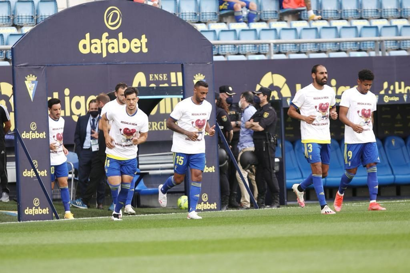 Las imágenes del Cádiz-Huesca