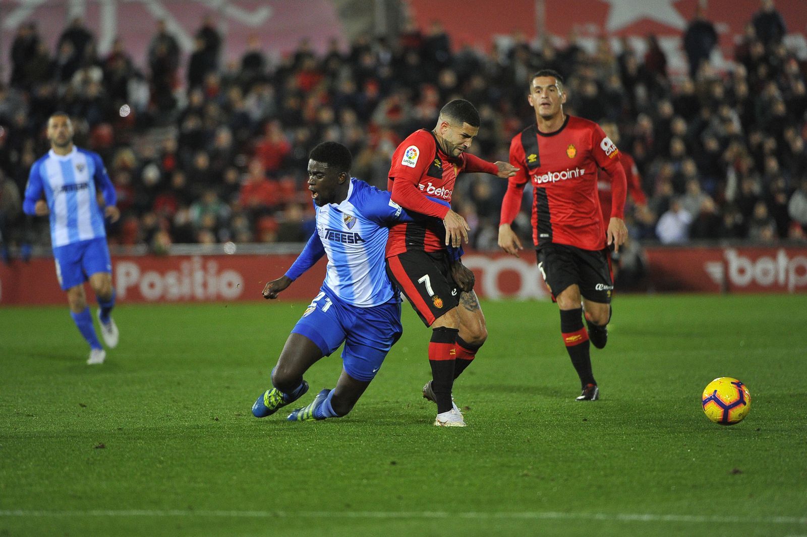 Alfred N'Diaye cae ante Aridai, del Mallorca.