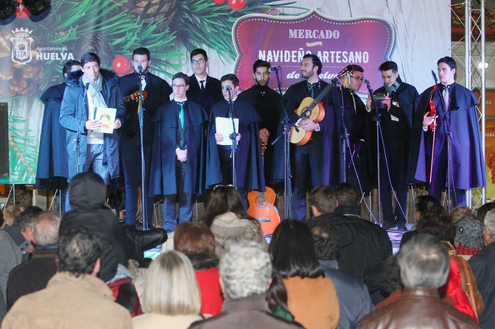 Imágenes del cuentacuento de la Navidad de Huelva Información.