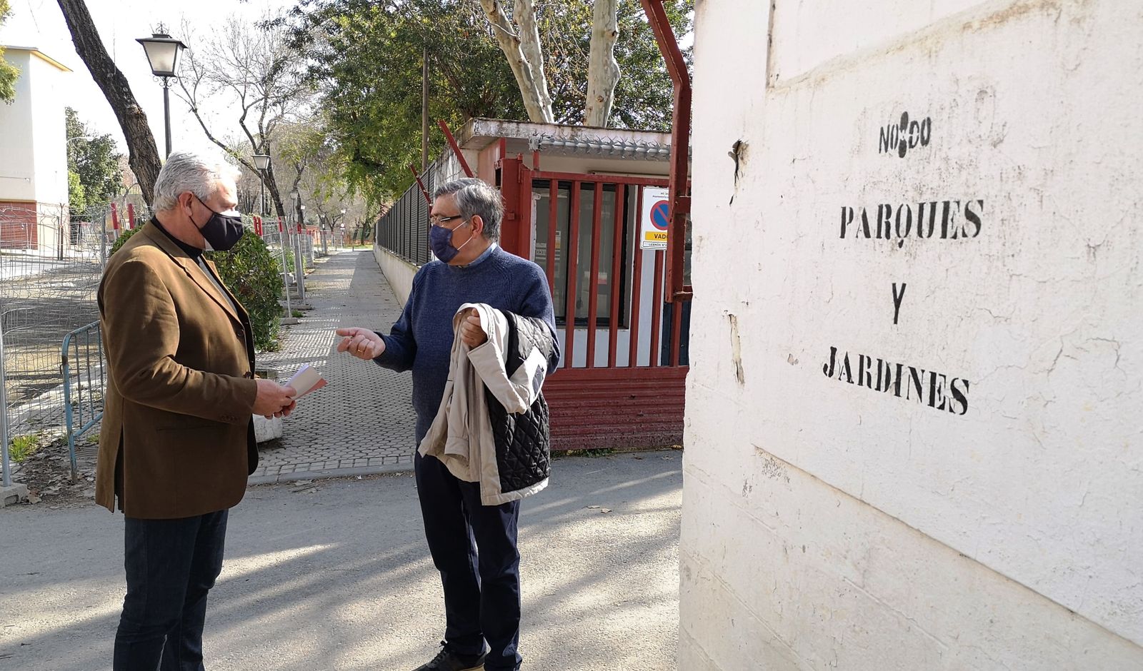 Miguel Ángel Aumesquet durante su visita a las obras.