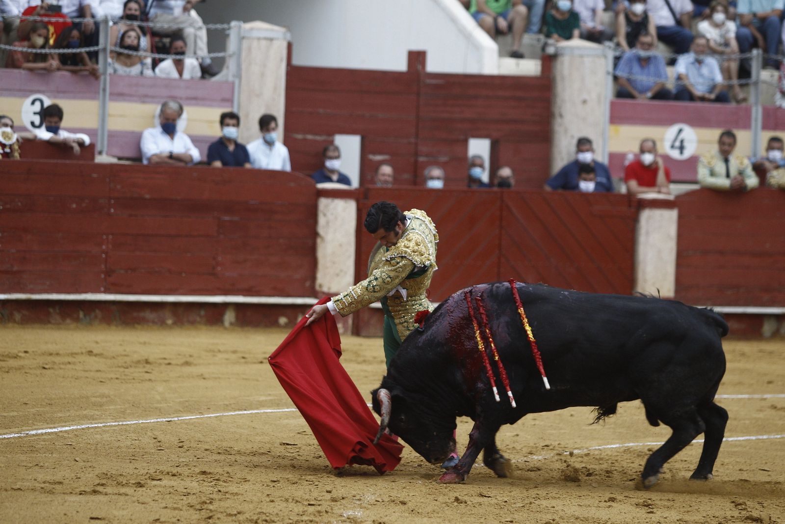 Fotogalería primera corrida de toros Feria de Almería