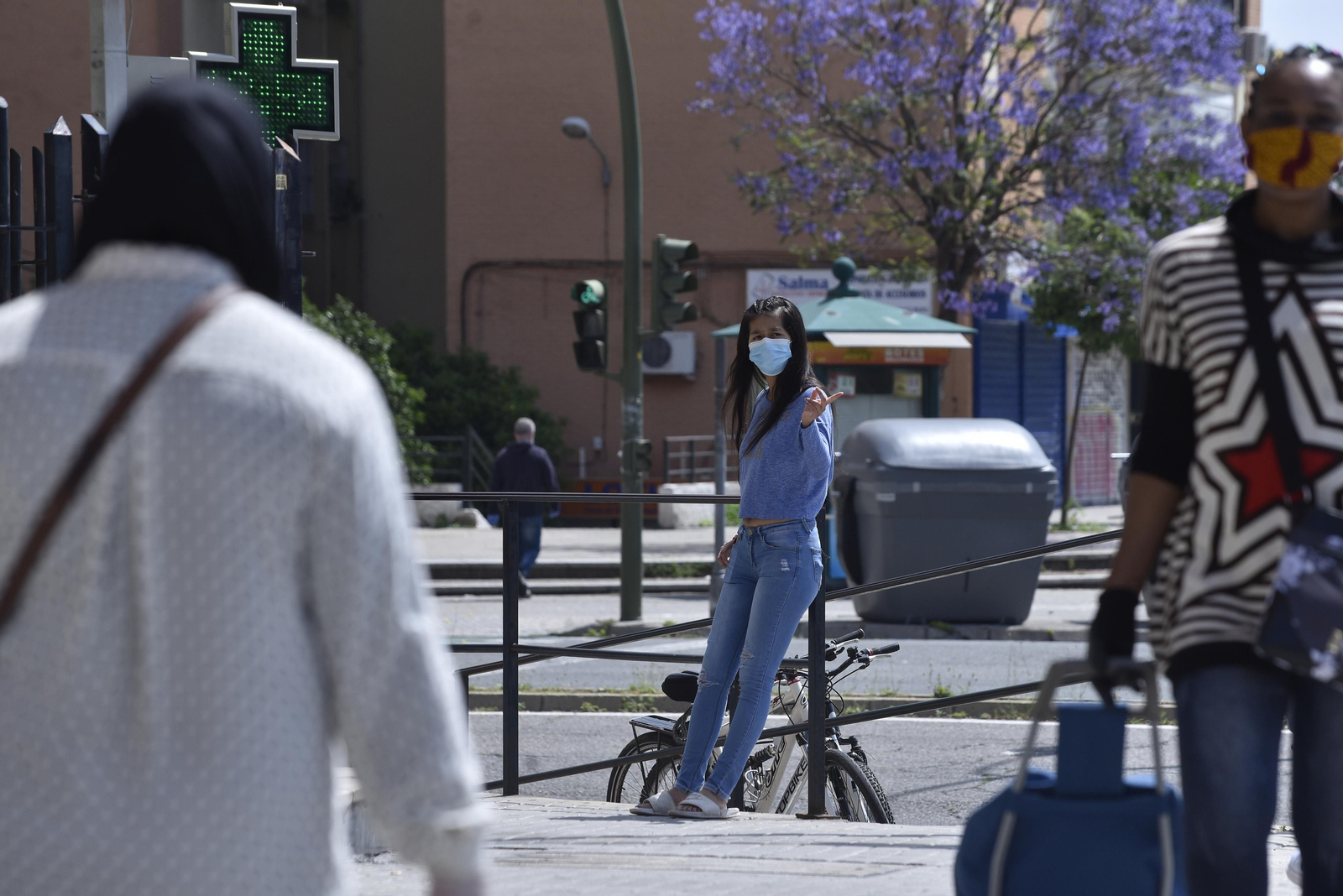 La resistencia en las calles de Sevilla por el estado de alarma: de Santa Justa a Plaza de Armas