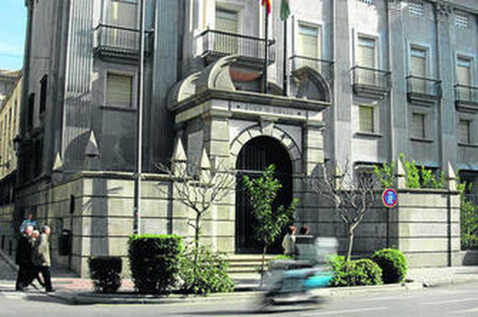 Todas las ponencias serán en la sede, sita en Gran Vía.