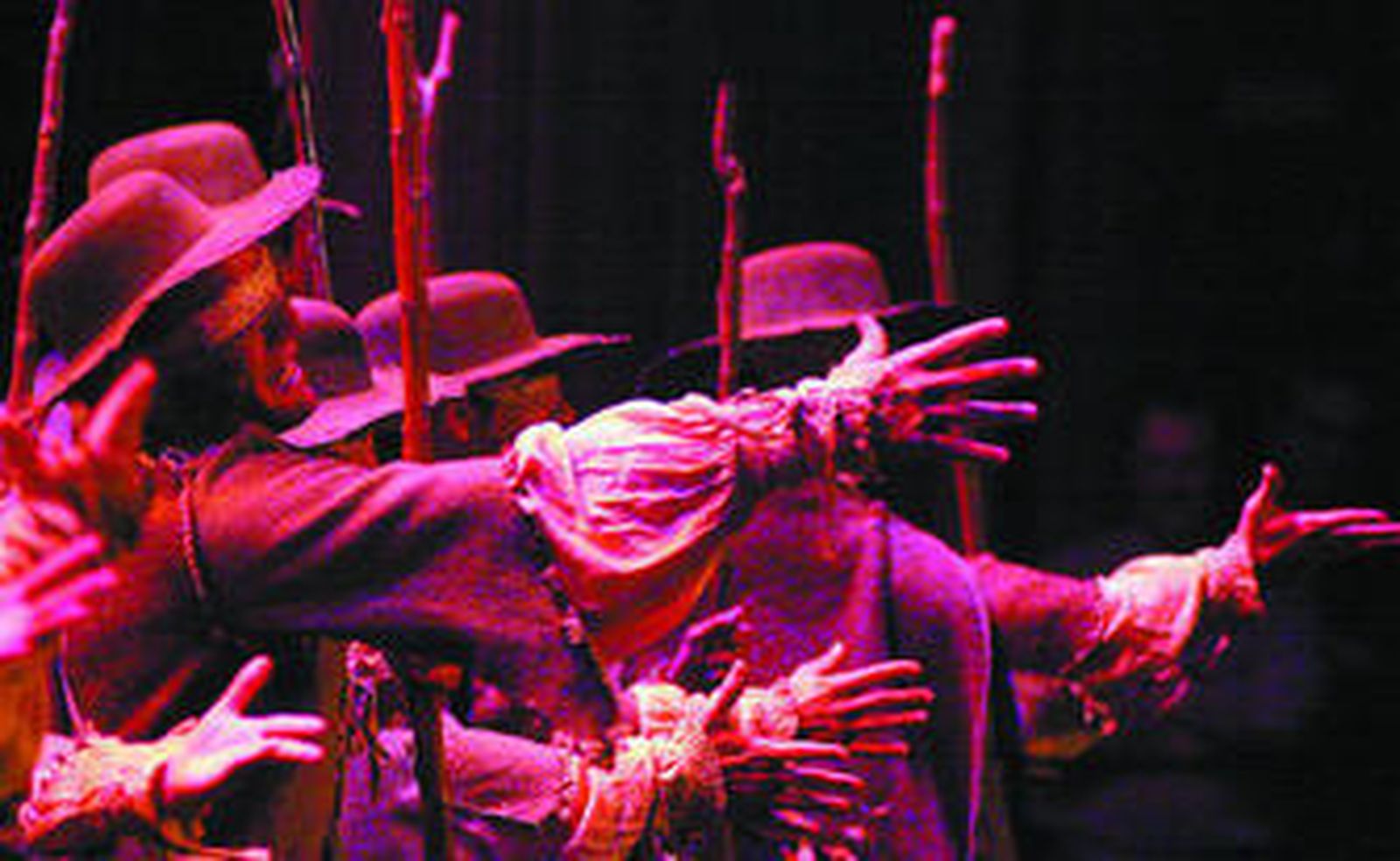 Se subastará un libreto en braile de 'La niña de mis ojos'.