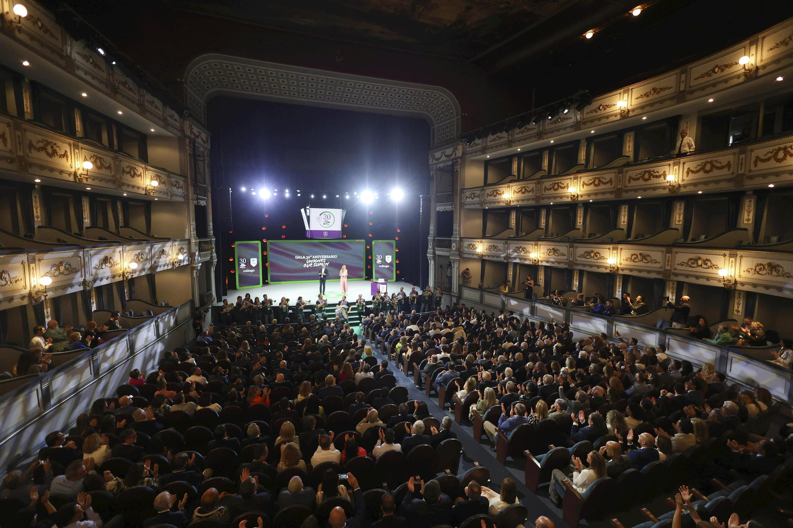 La gala del 30 aniversario de la unión Caja de Ronda-Maristas, en fotos