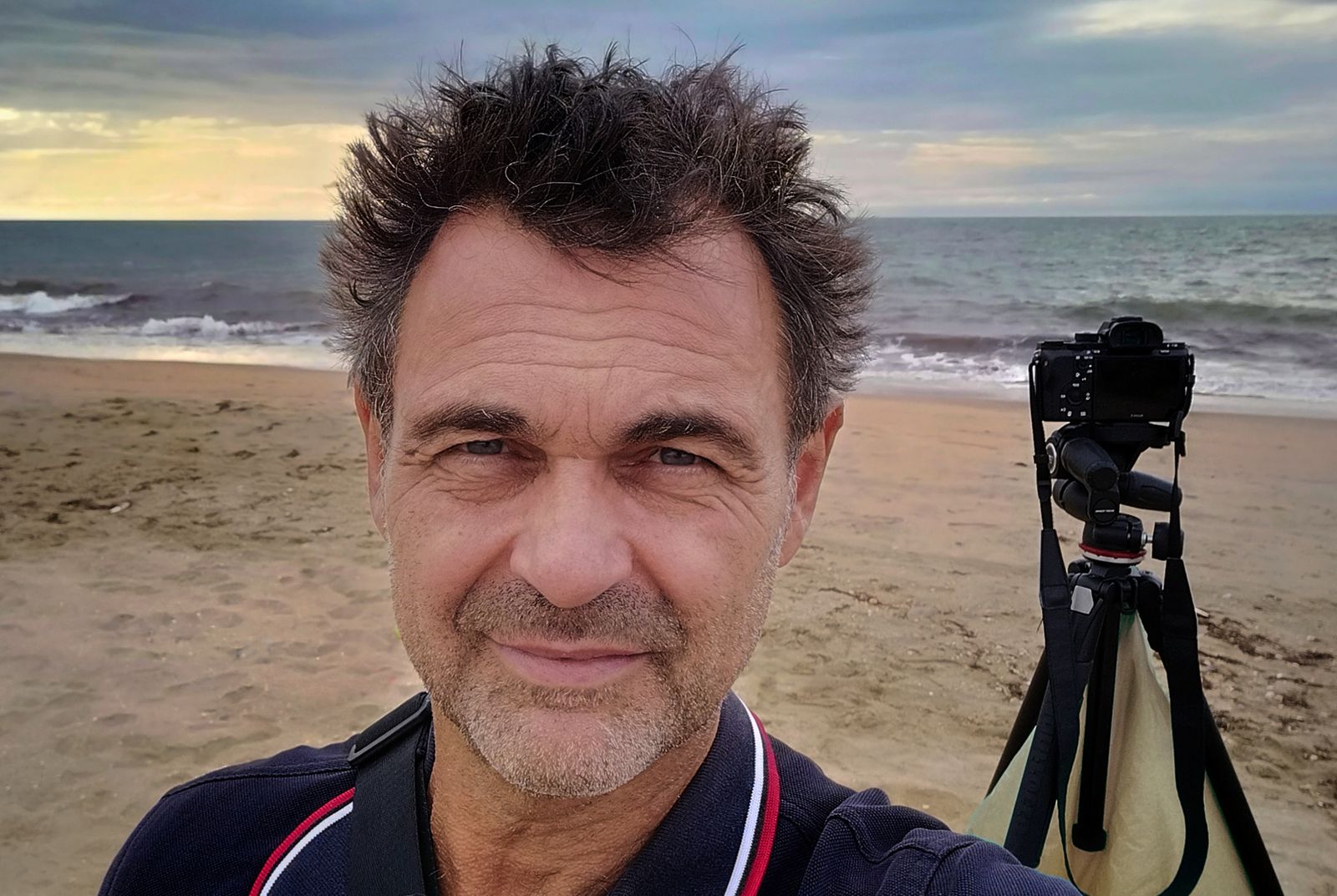 El fotógrafo Rafael Cárdenas inaugura la exposición 'La máquina del tiempo' en La Fundción