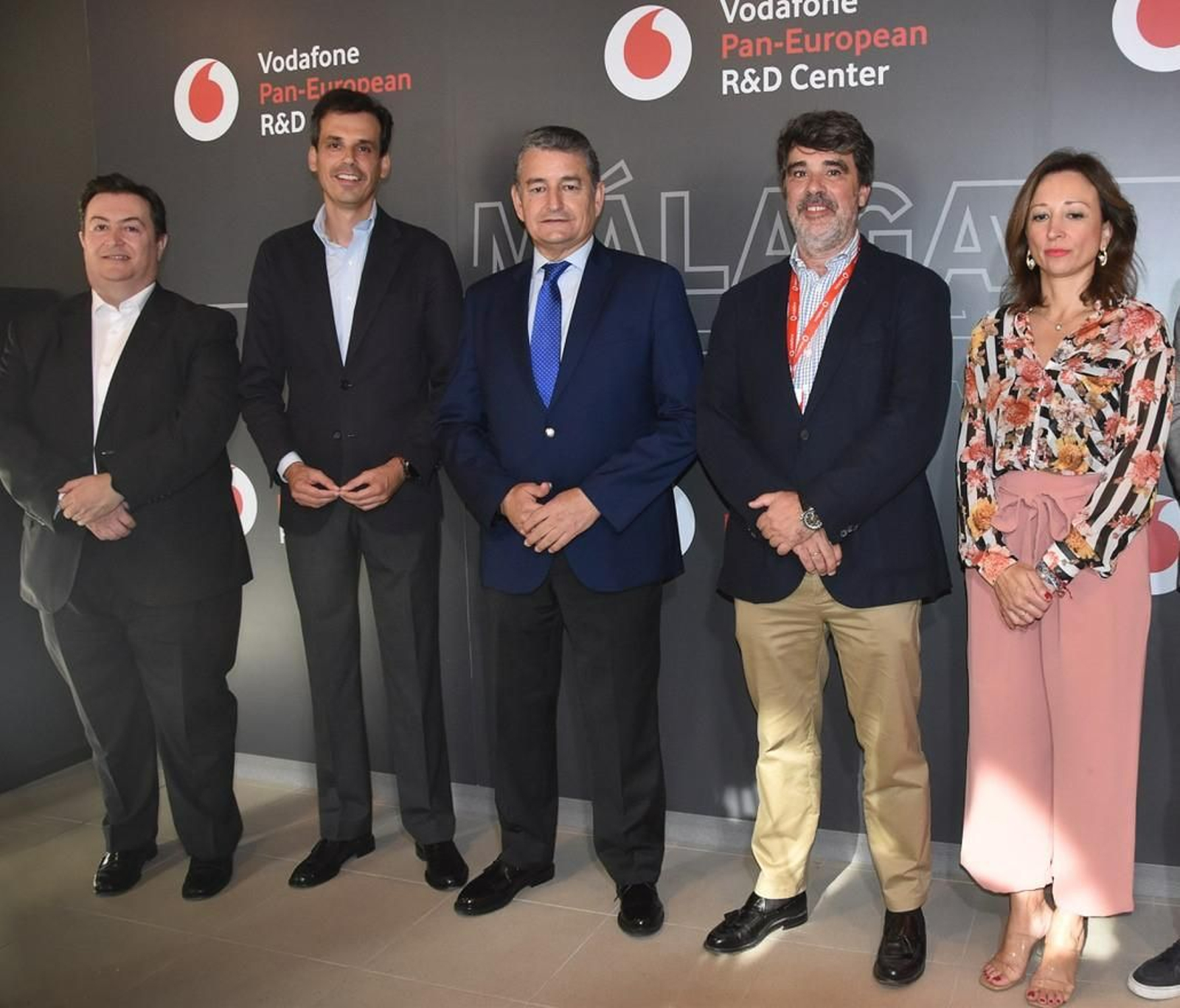 Presentación del acuerdo entre la Junta y Vodafone