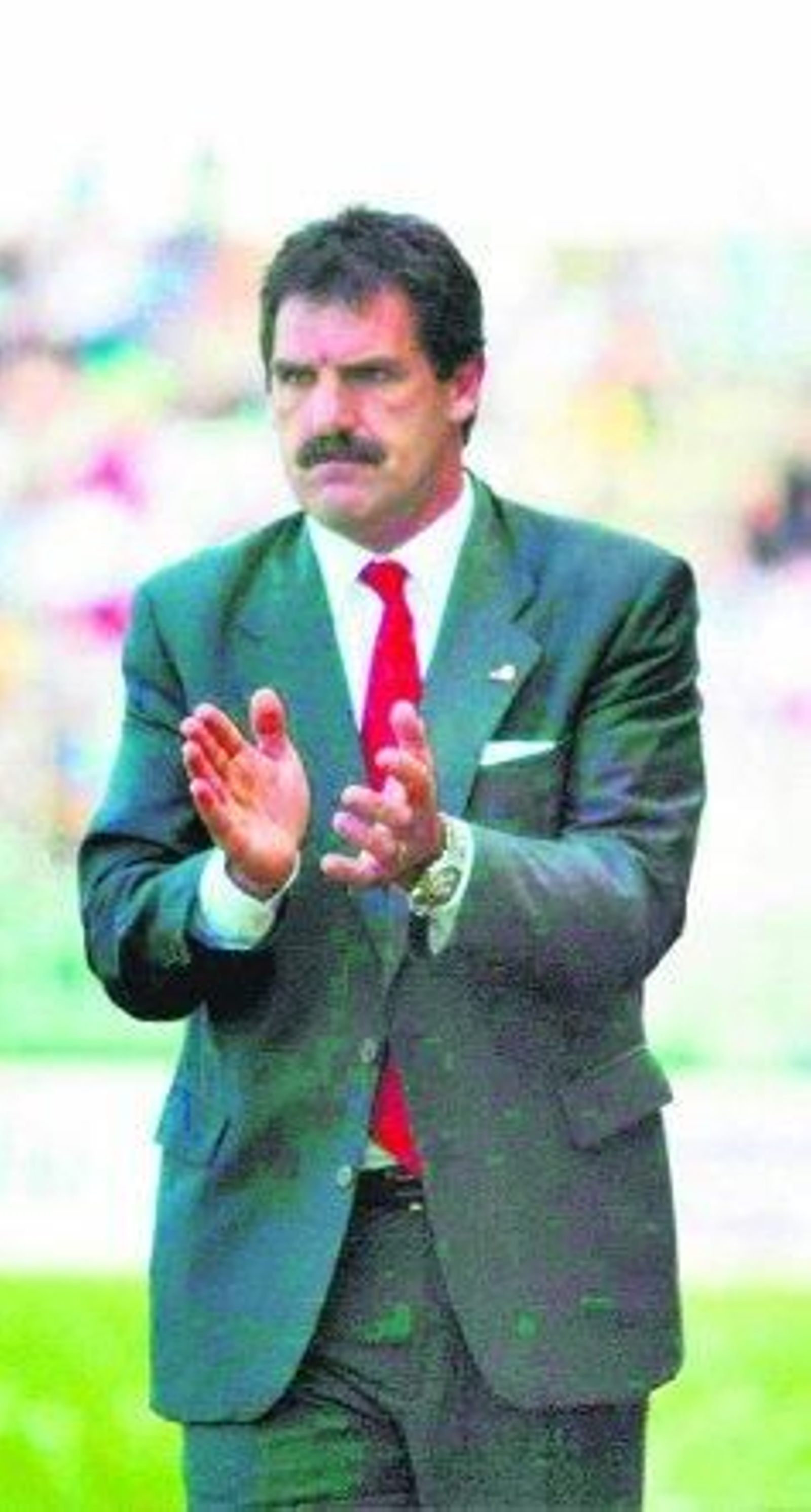 El fútbol llora la marcha de José Luis Montes