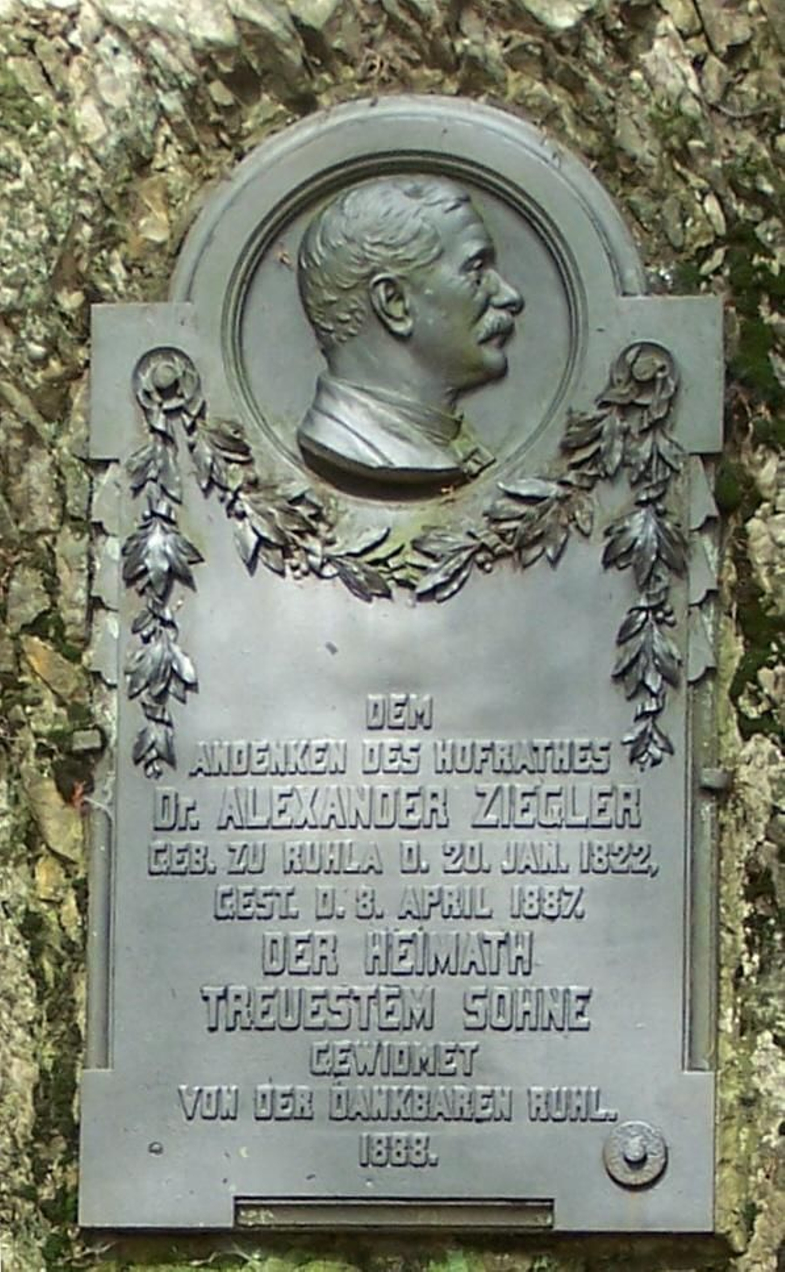 Placa memorial dedicada a Alexander Ziegler.