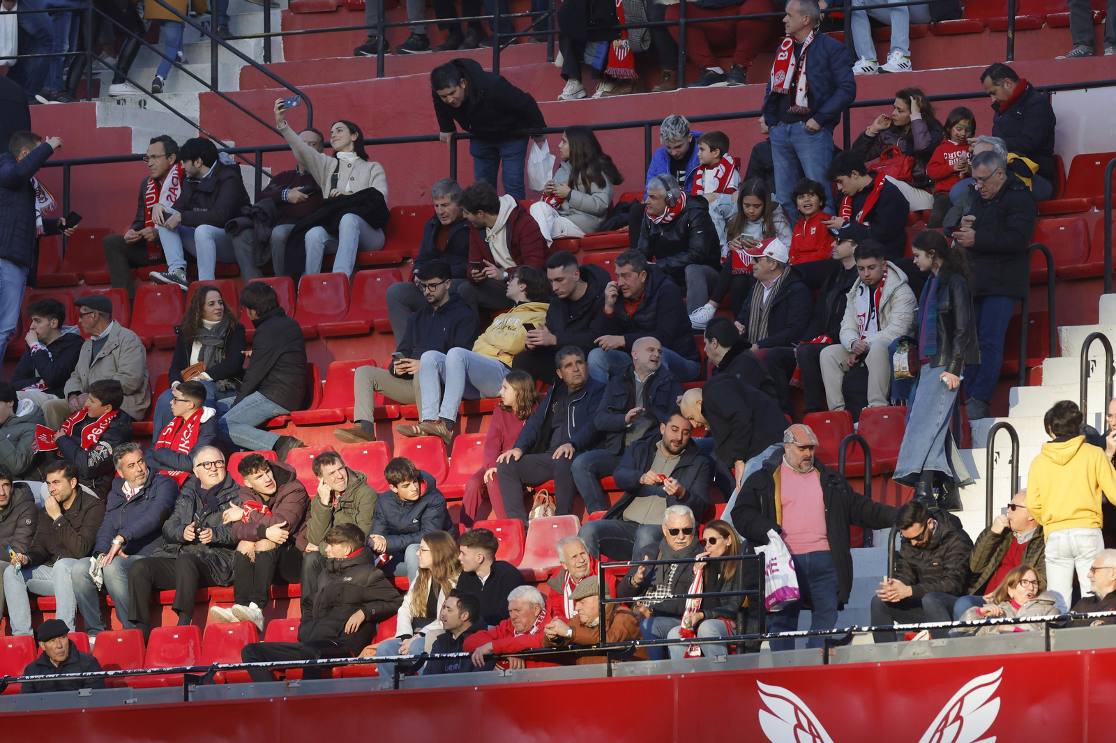 Búscate en las fotos del Sevilla-Mallorca