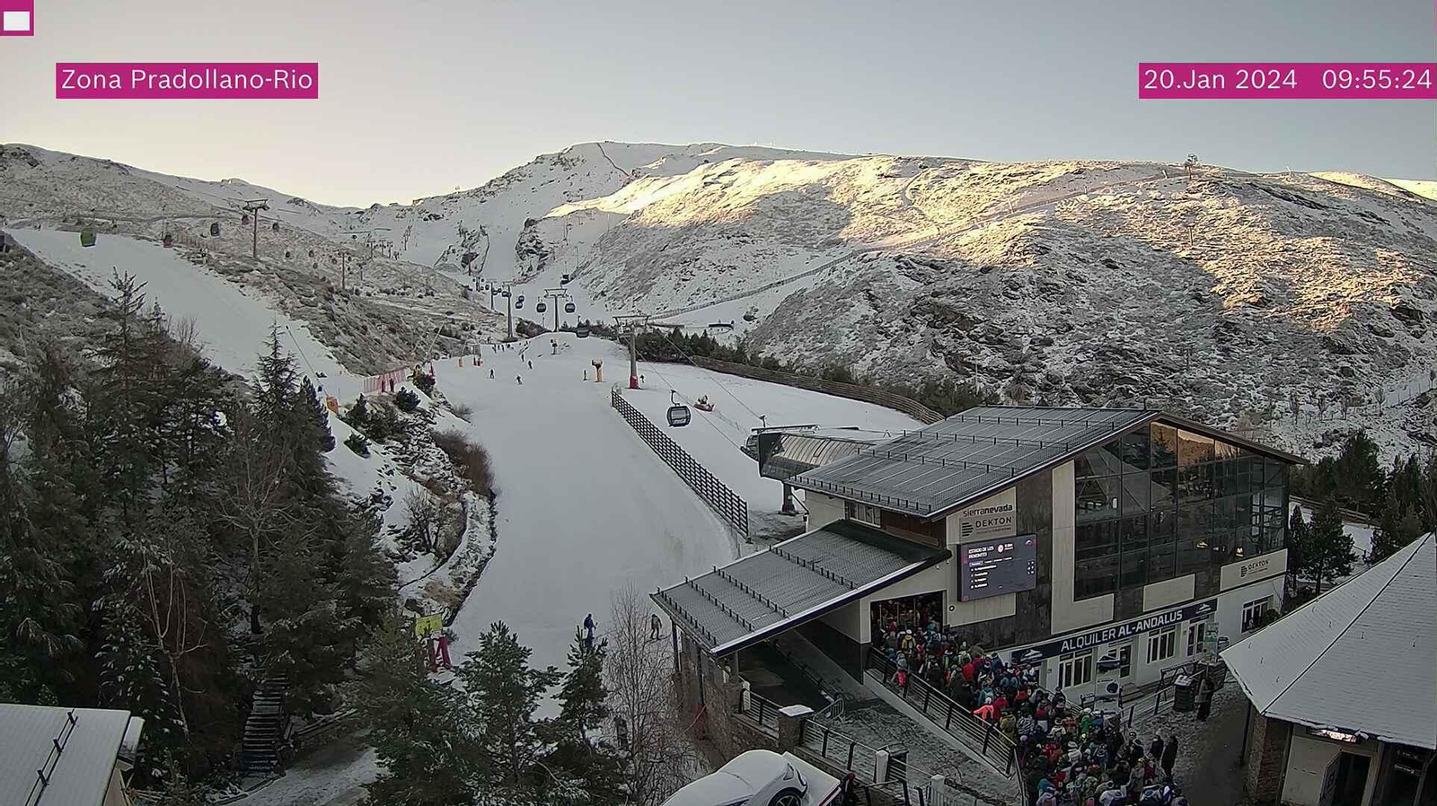 Pradollano esta mañana de sábado.