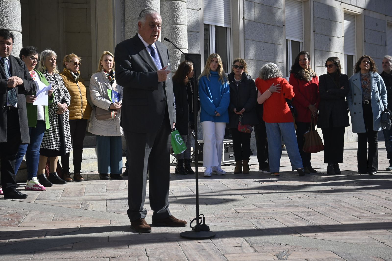 Imágenes de la lectura del llamamiento, del Día Mundial contra el Cancer.