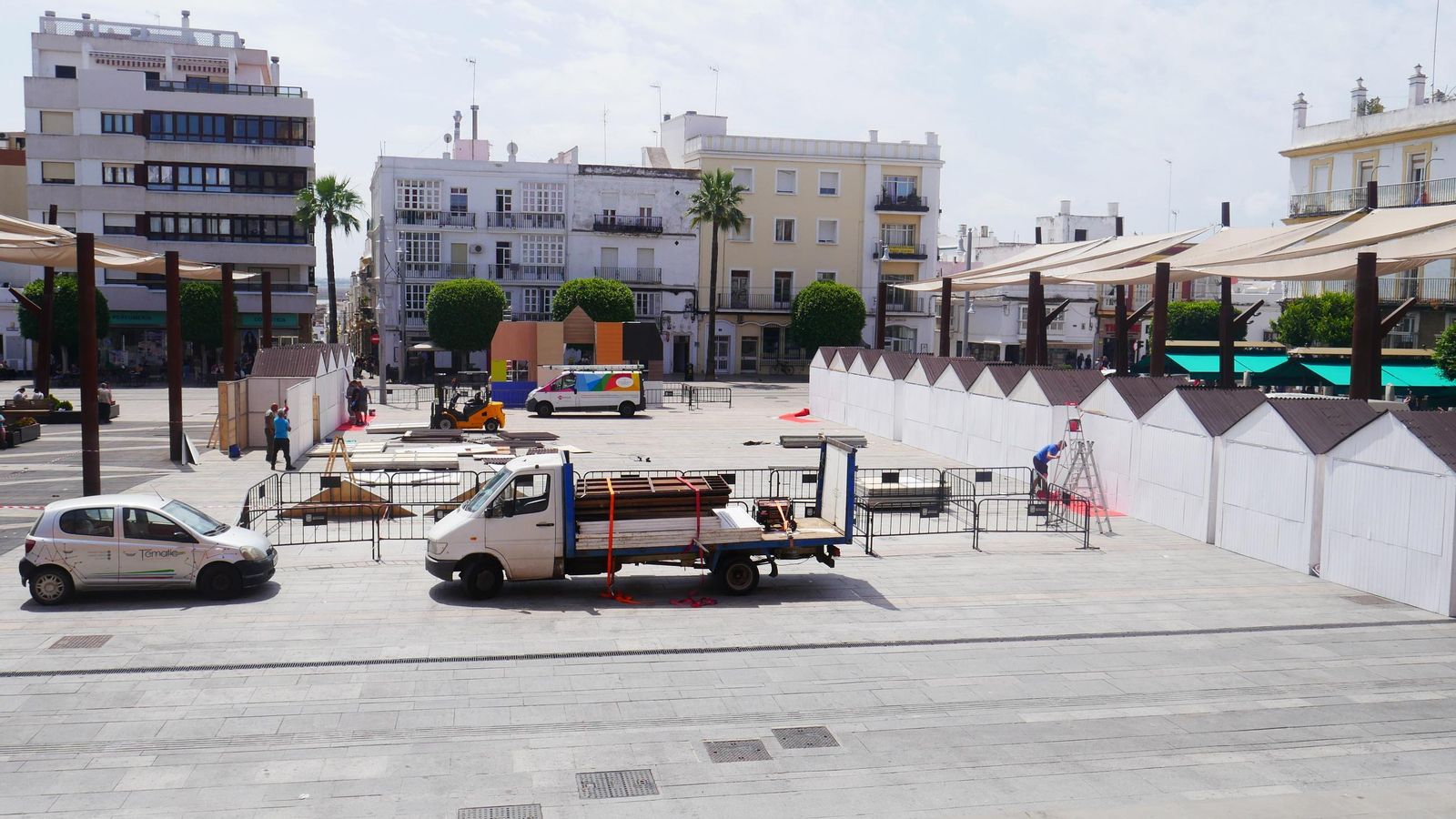 El montaje de la Feria del Libro, que está dedicada a Mafalda, avanza a buen ritmo.