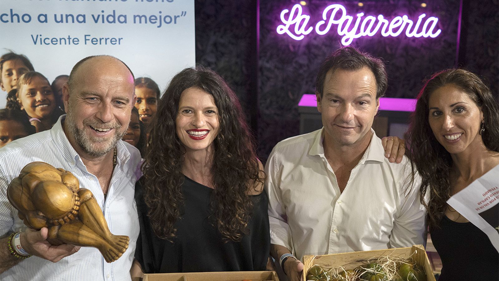 Los participantes en el evento benéfico que se celebró en La Pajarería