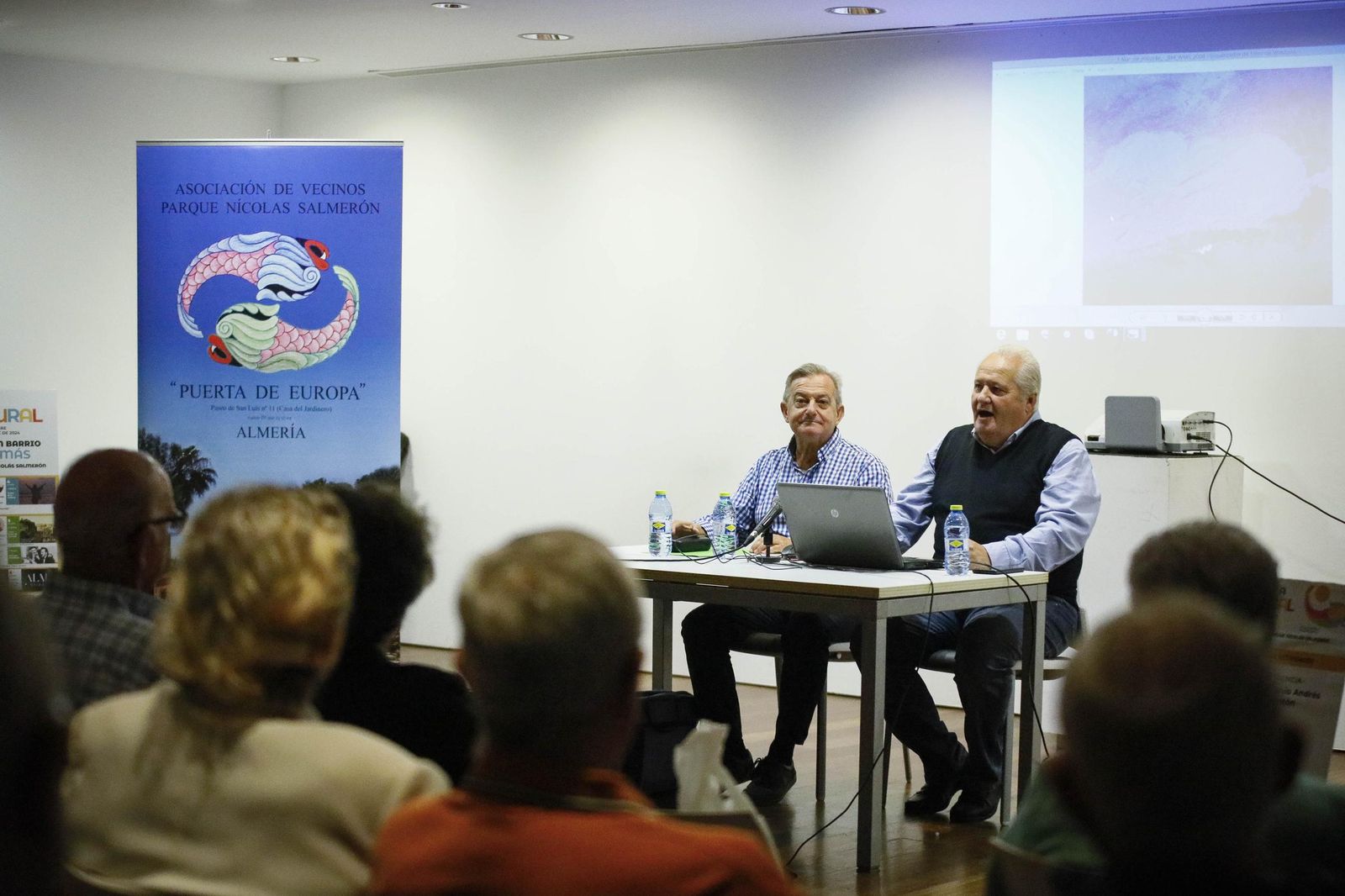 Las imágenes de las jornadas por la "XIX Semana Cultural" con Antonio Andrés en Almería