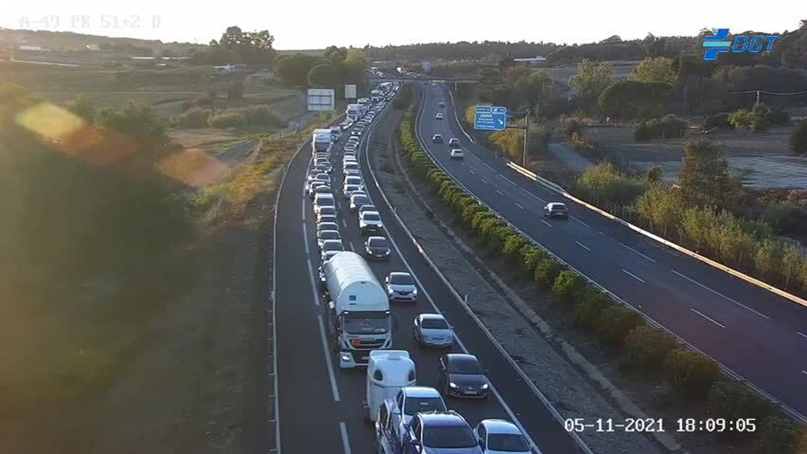 Atascos en la A-49 en sentido a Sevilla.