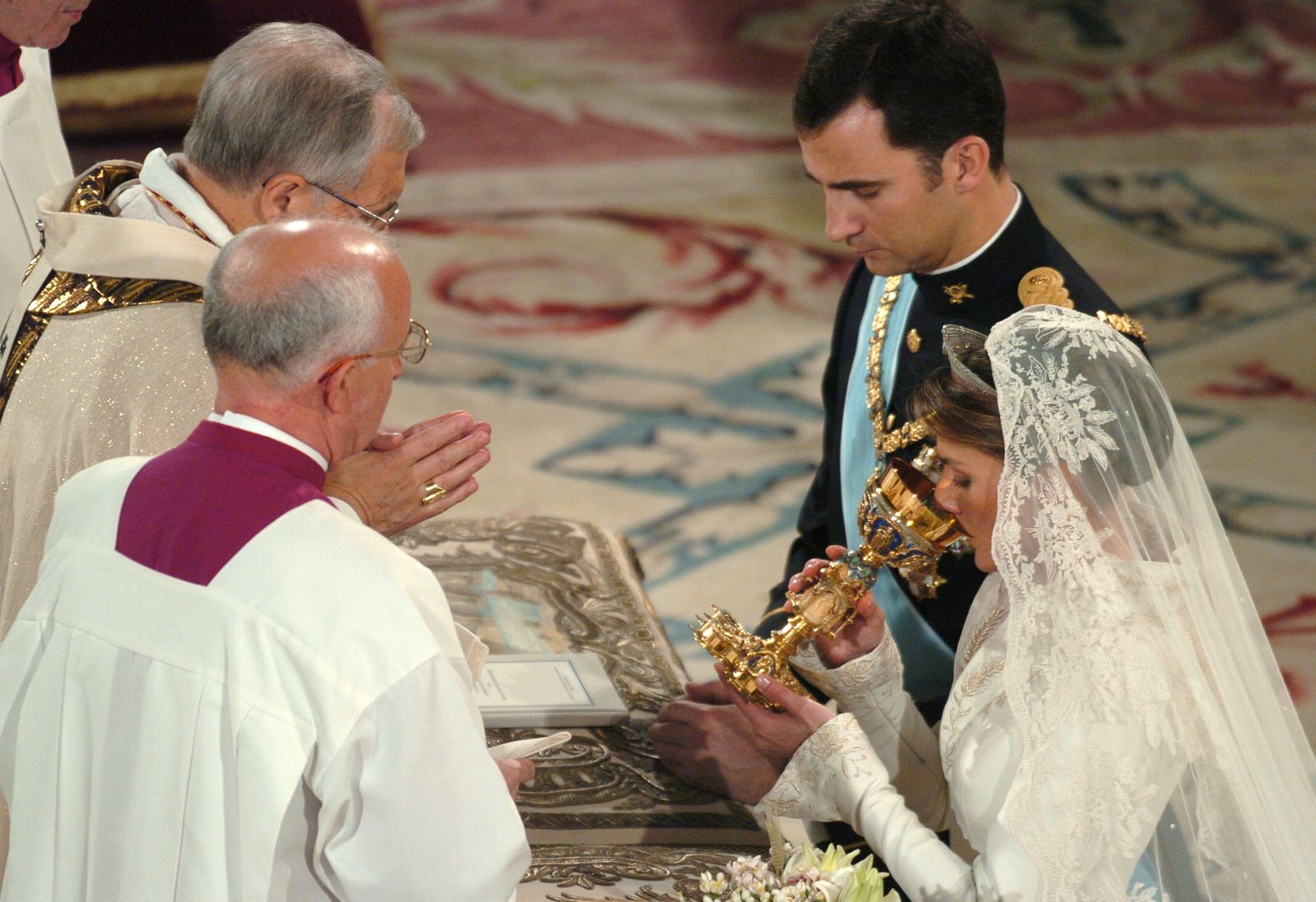 Un momento de la boda entre el entonces príncipe Felipe y Letizia Ortiz.