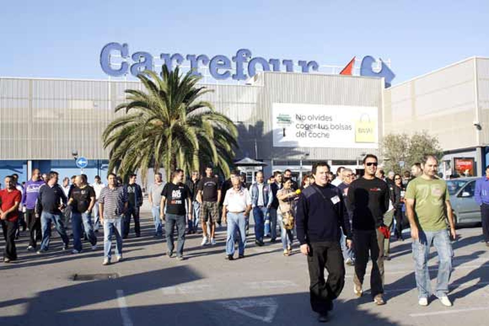 La protesta sindical no paralizó la Comarca, aunque sí tuvo incidencia en la gran industria y el puerto

Foto: Vanessa Perez