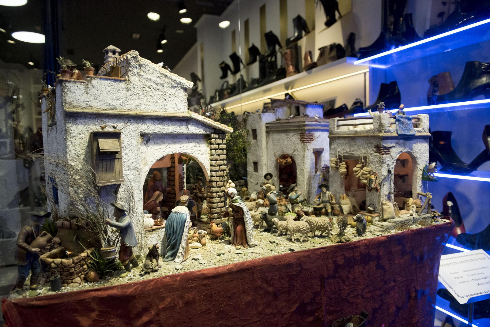 Imágenes de los belenes premiados de Granada.