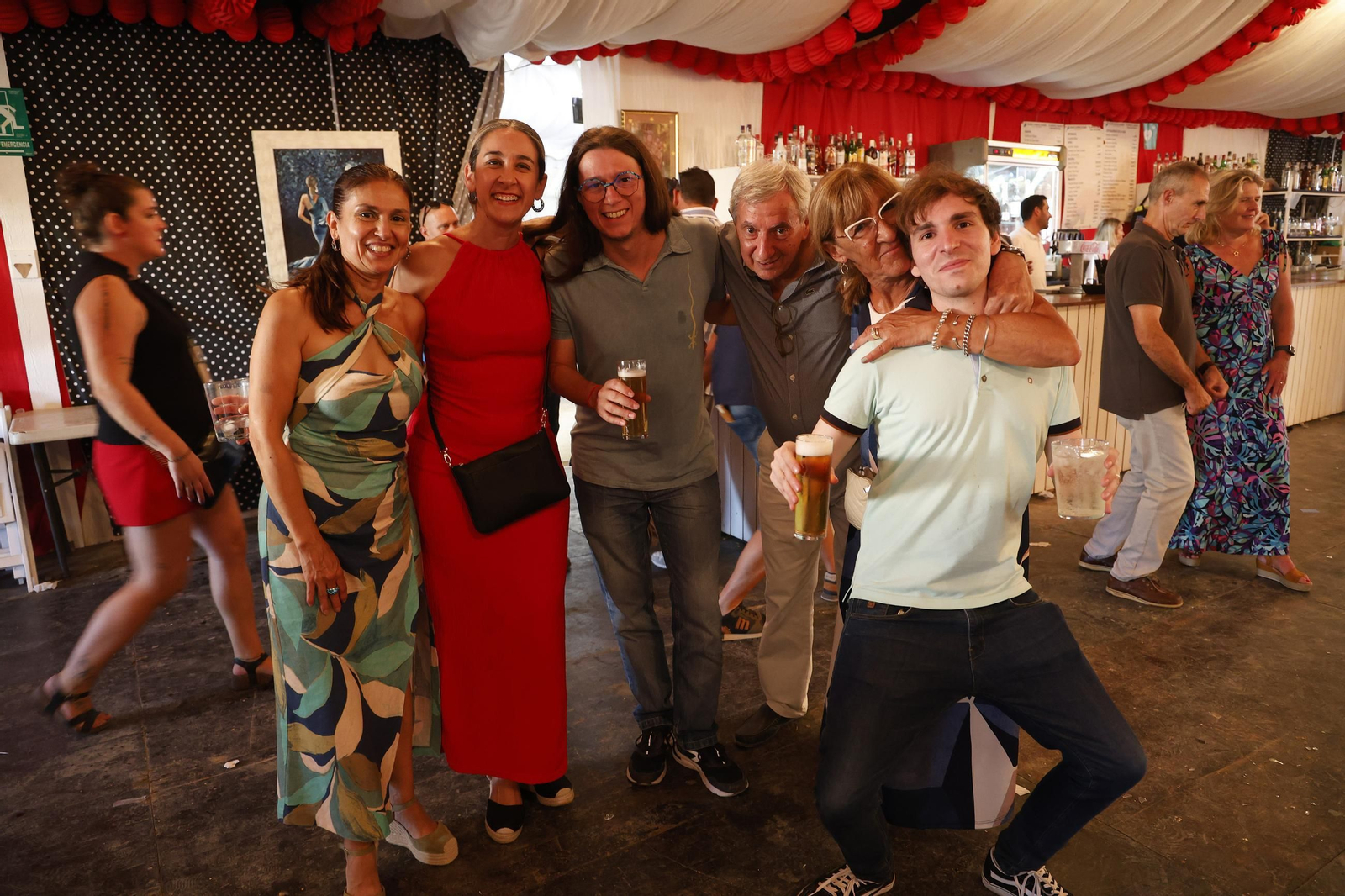 Búscate en las fotos del sábado en la Feria de Tarifa 2025