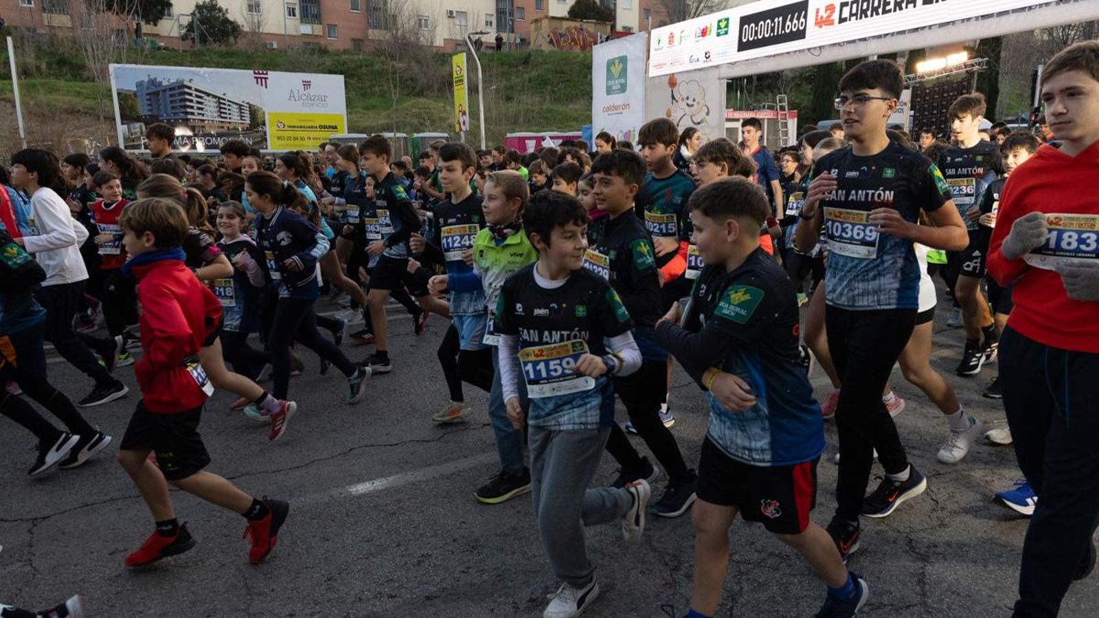 En imágenes: Las promesas del atletismo brillan en la Carrera Infantil de San Antón 2025