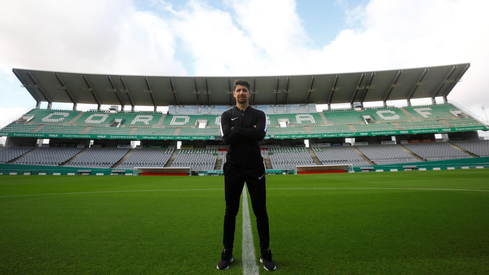 Javi Flores, antes de su entrevista con 'el Día de Córdoba'.
