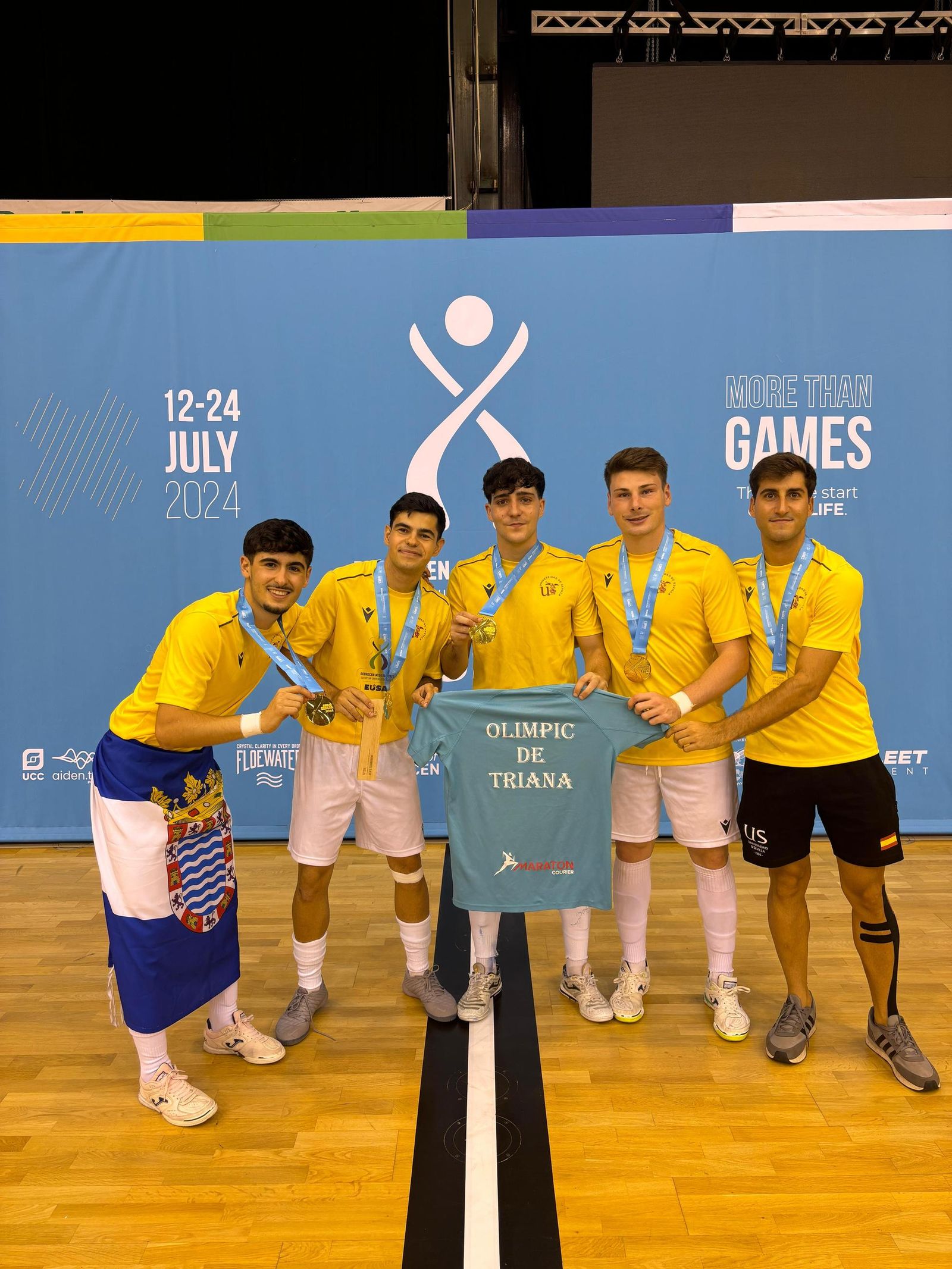 Por orden los cinco integrantes del Olimpic de Triana en la expedición: Jaime, Gonzalo, Pablo, Jesús y David.