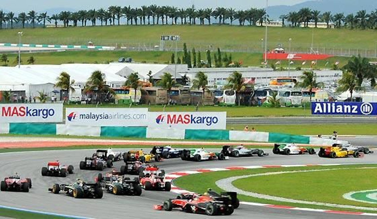 Primeros compases del Gran Premio de Malasia.

Foto: Reuters / Afp Photo / Efe