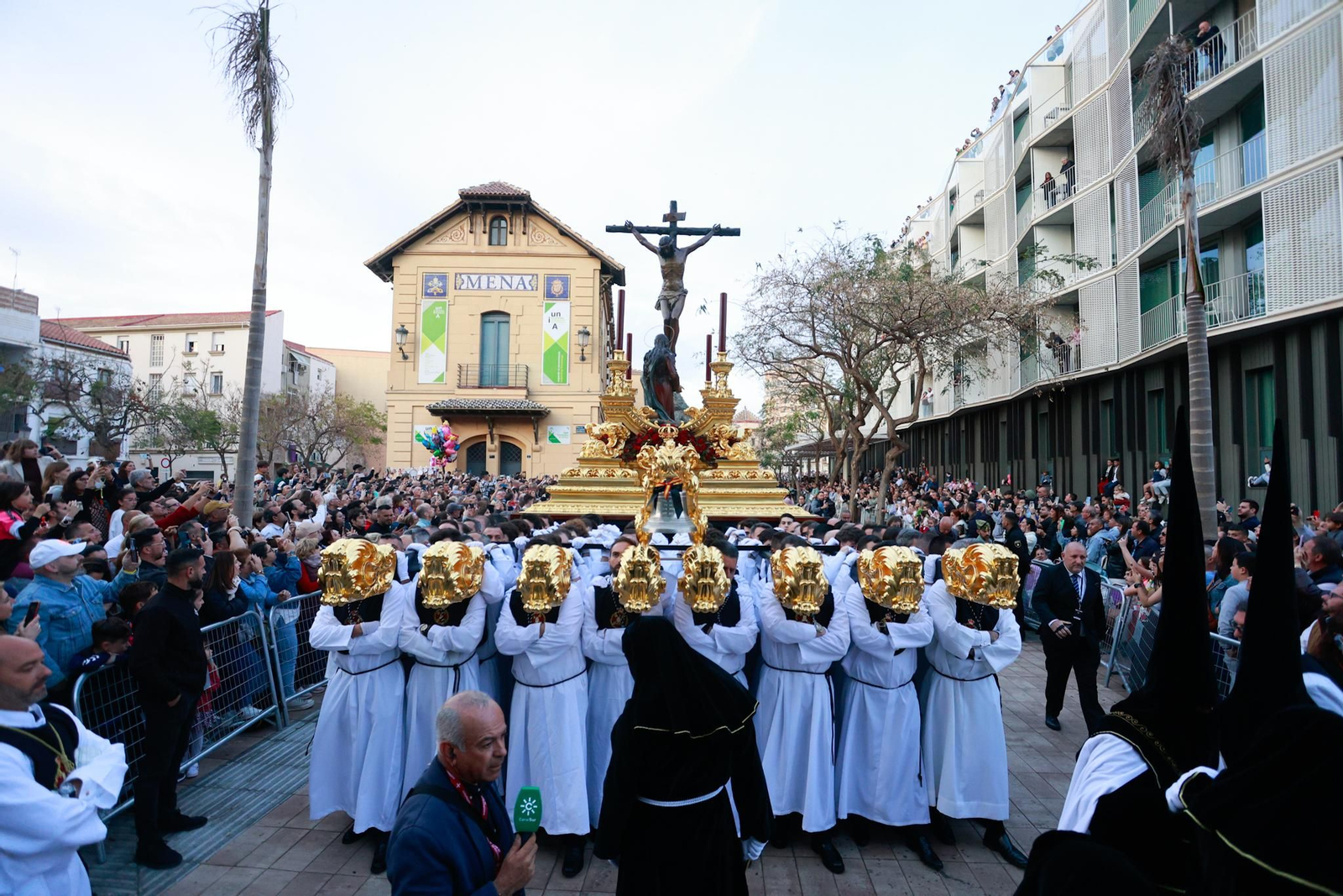 Mena y la Legión en su procesión del Jueves Santo en Málaga, en fotos Mena y la Legión en su procesión del Jueves Santo en Málaga, en fotos