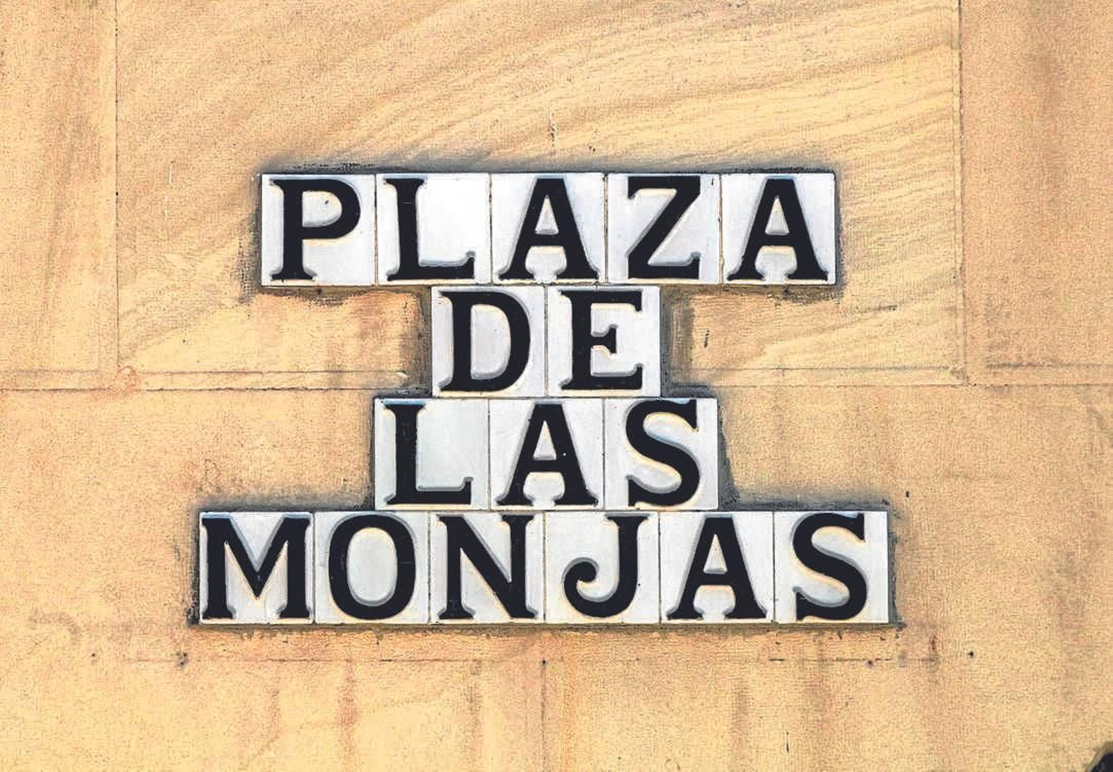 Barrio a barrio: La Plaza de las Monjas en imágenes