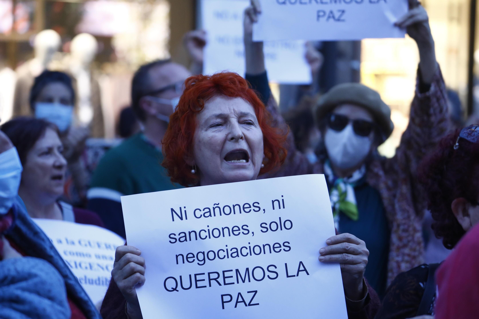 Las fotografías de la concentración en Córdoba contra la guerra de Ucrania