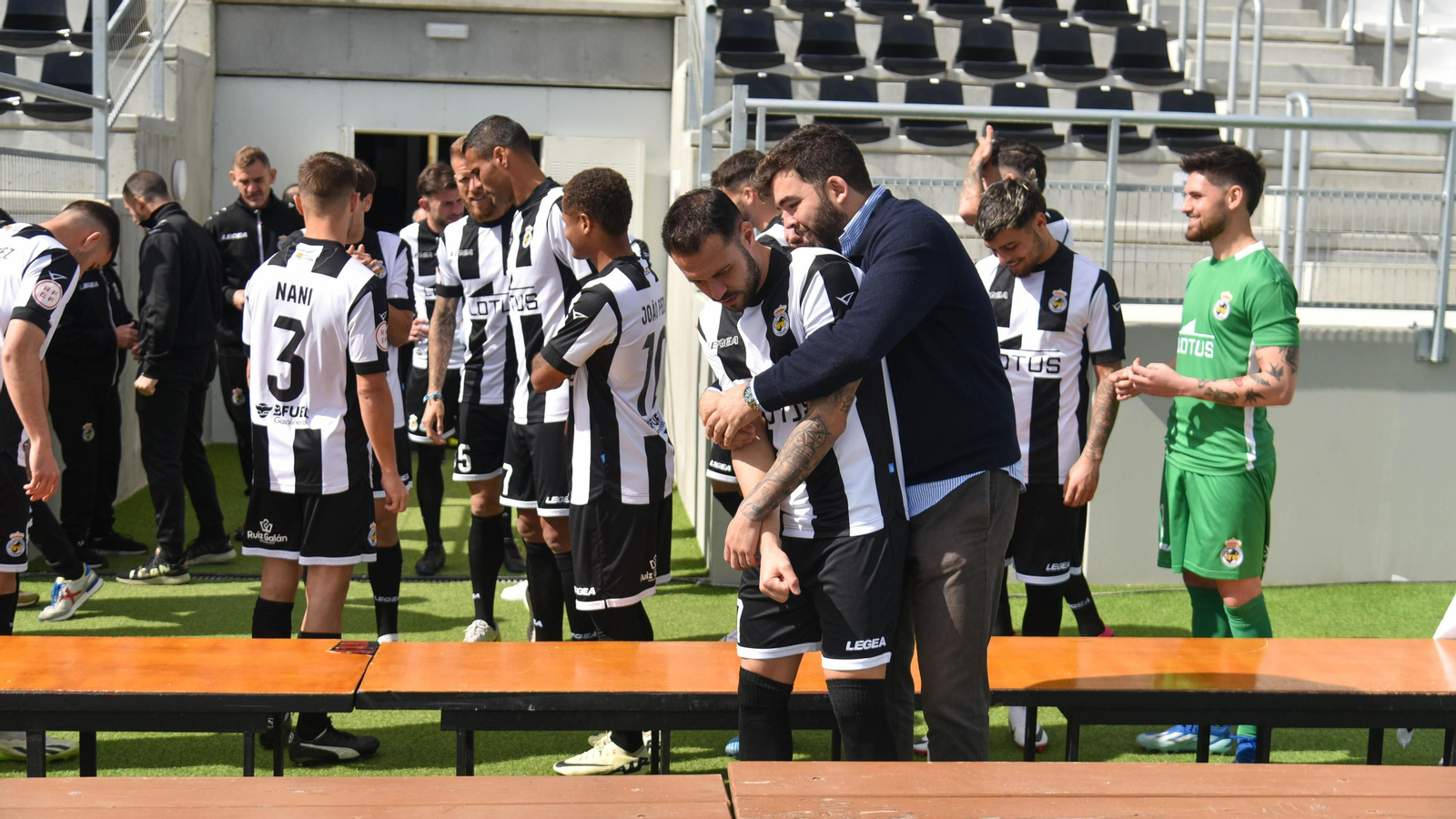 La intrahistoria de la foto oficial de la Balona 2023-24, en imágenes