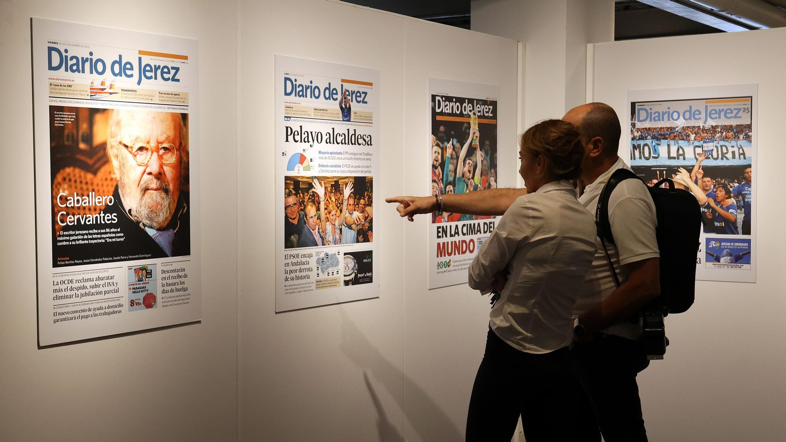 Imágenes de la exposición de portadas del Diario de Jerez en El Corte Inglés por los 40 años