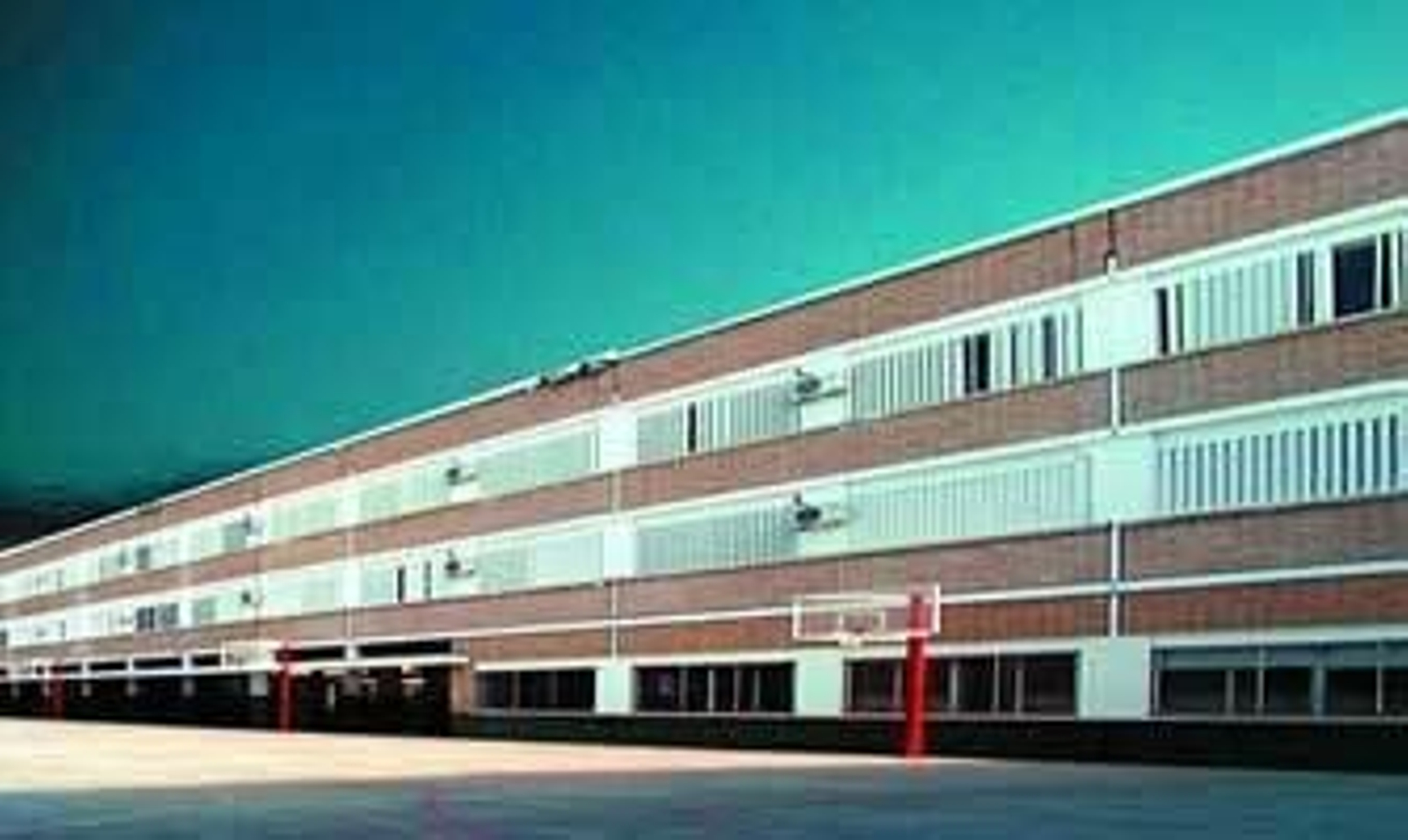 Patio del colegio La Salle Buen Pastor de Jerez.