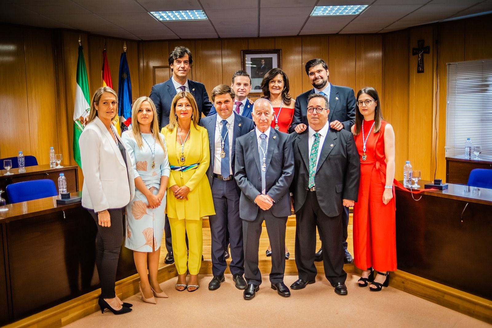 Fotogalería del pleno de investidura de Gabriel Amat en Roquetas de Mar.