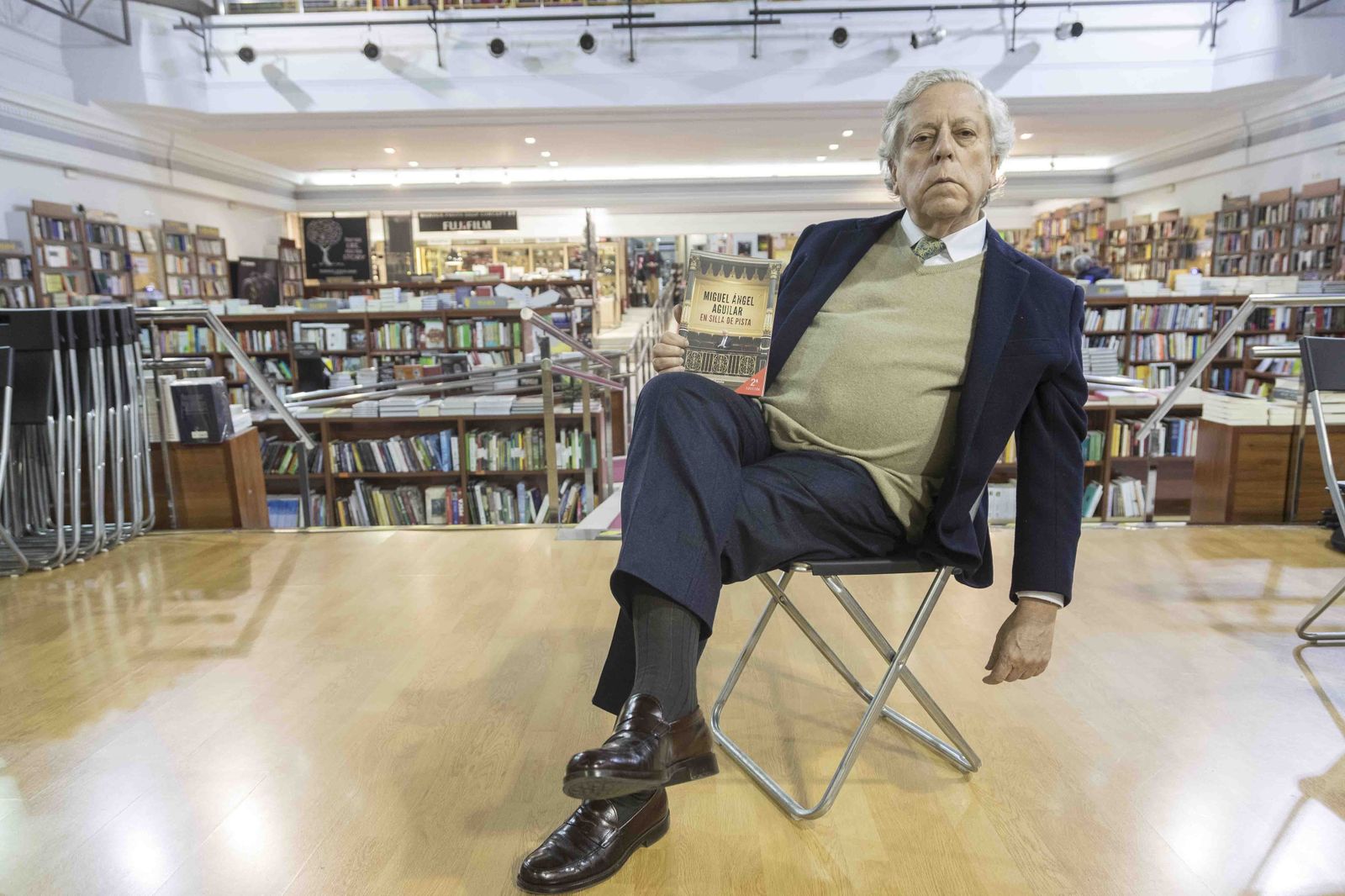 "Soy partidario de prohibir los aplausos en el Congreso"