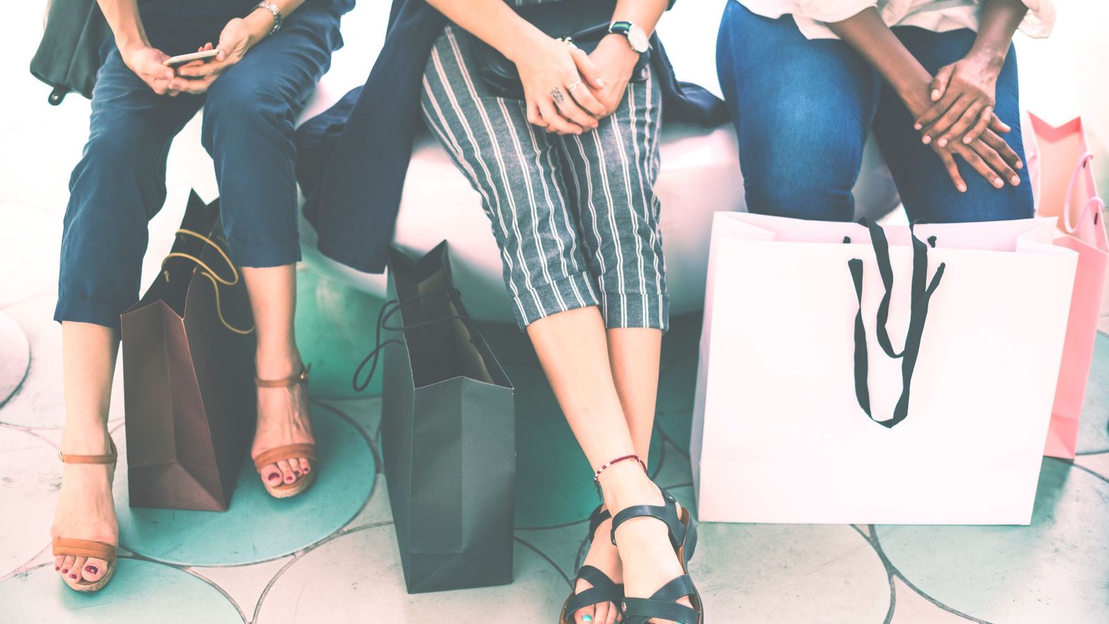 Las compras de grandes marcan han aumentado este año.