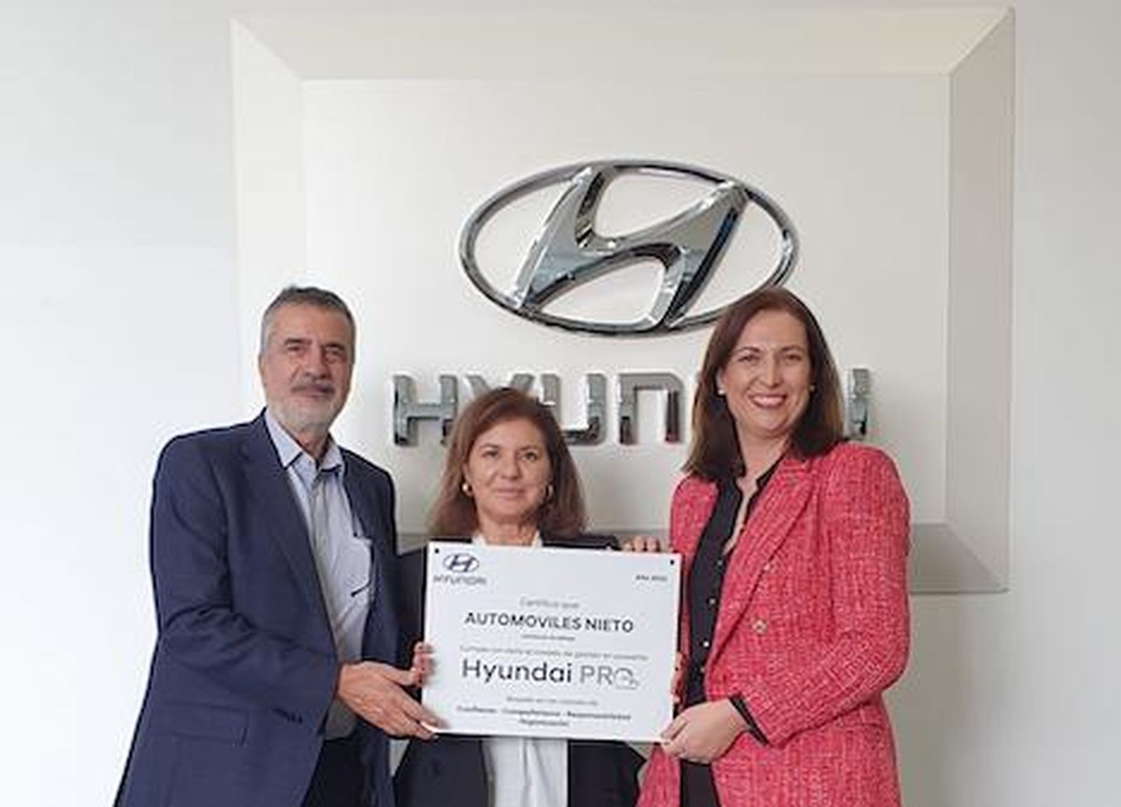 Hyundai Automóviles Nieto recibe el certificado de la mayor calidad de postventa