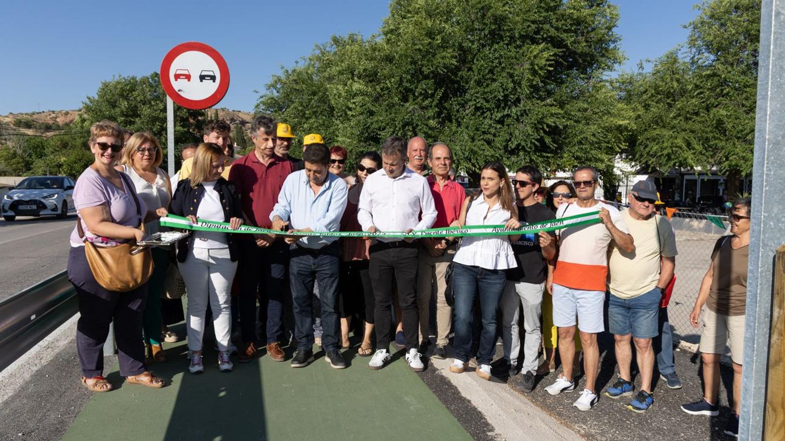 Inauguración del nuevo carril peatonal de la zona residencial Puente Tablas