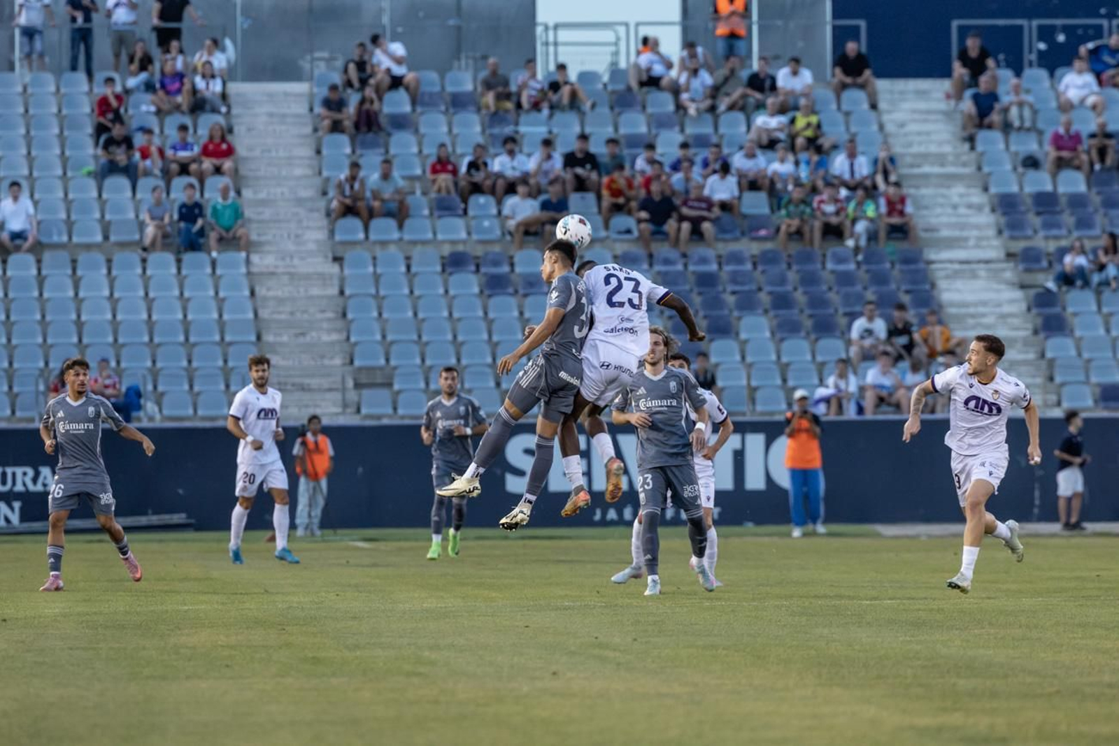 Las mejores imágenes del Real Jaén 3 - 2 Granada CF en el XLI Trofeo del Olivo