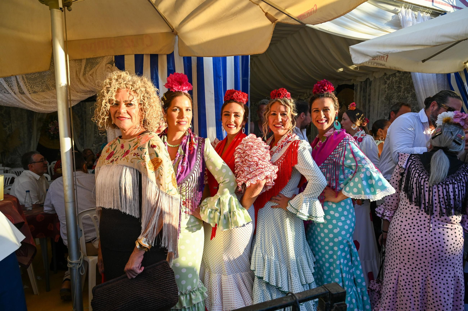 Imágenes del ambiente nocturno del 11 de octubre en la Feria del Caballo 2025